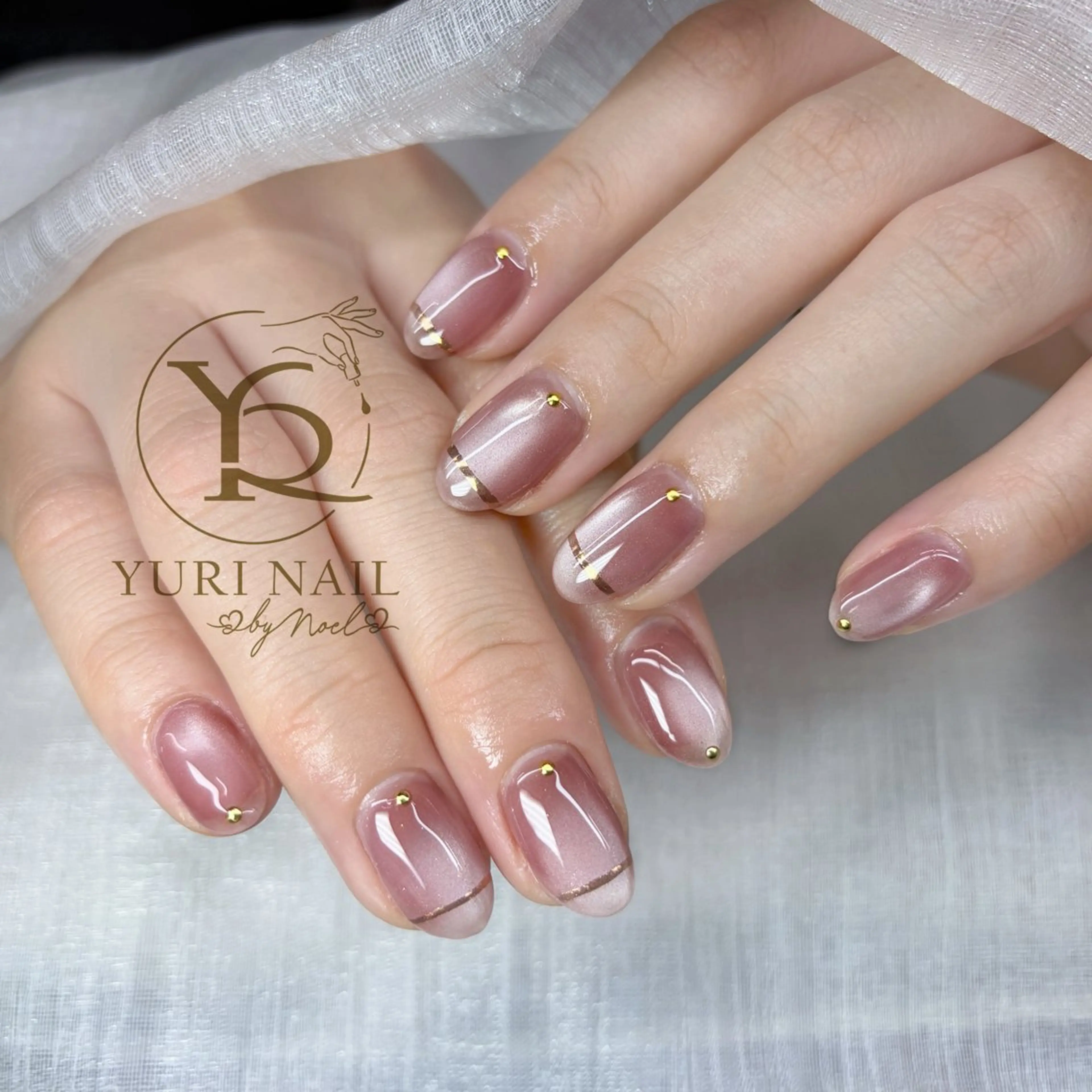 ネイル ハンドネイル フットネイル ハンドケア YURI Nail NARITAのネイルデザイン