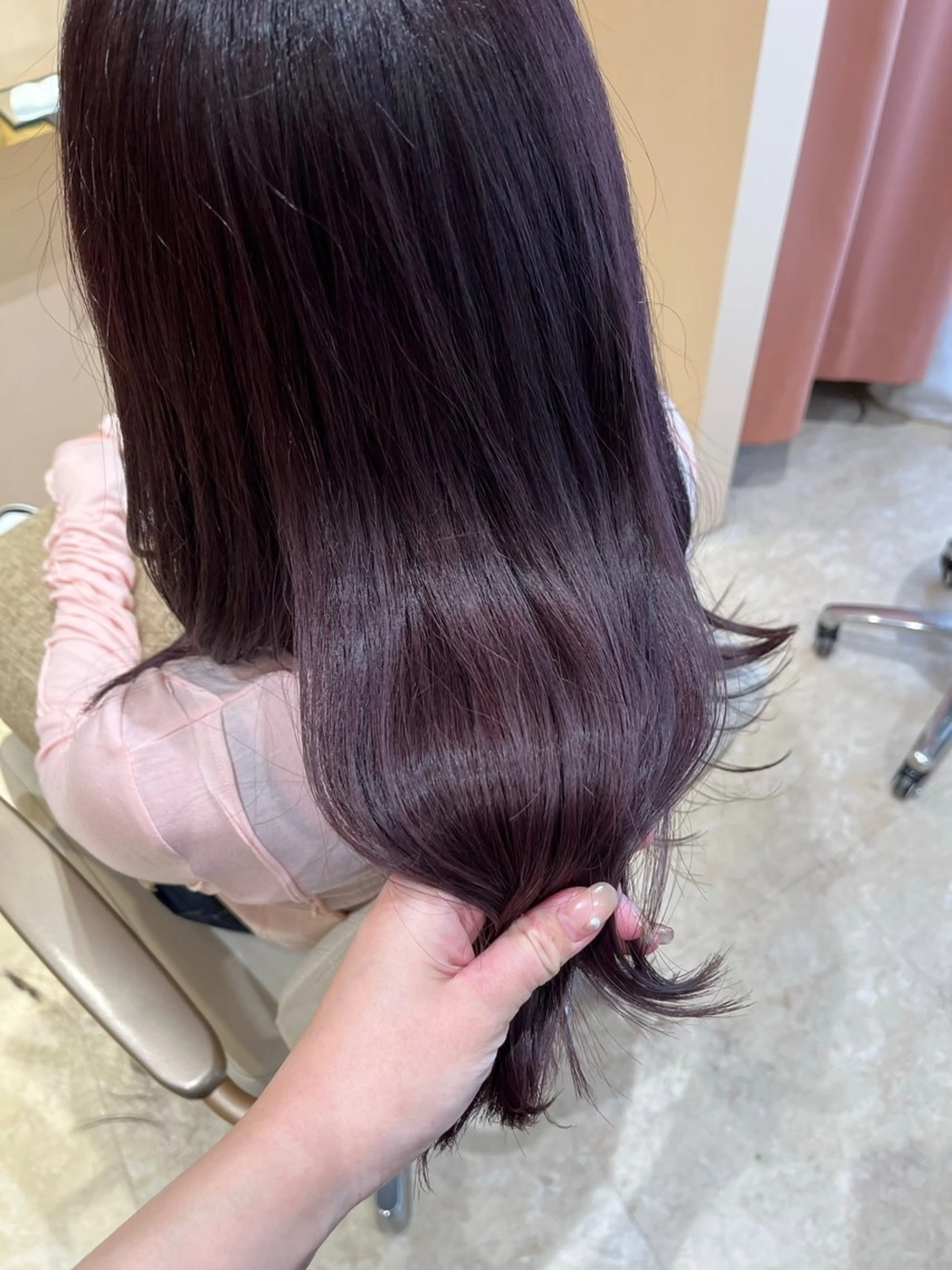 ロング emu marinaのヘアスタイル