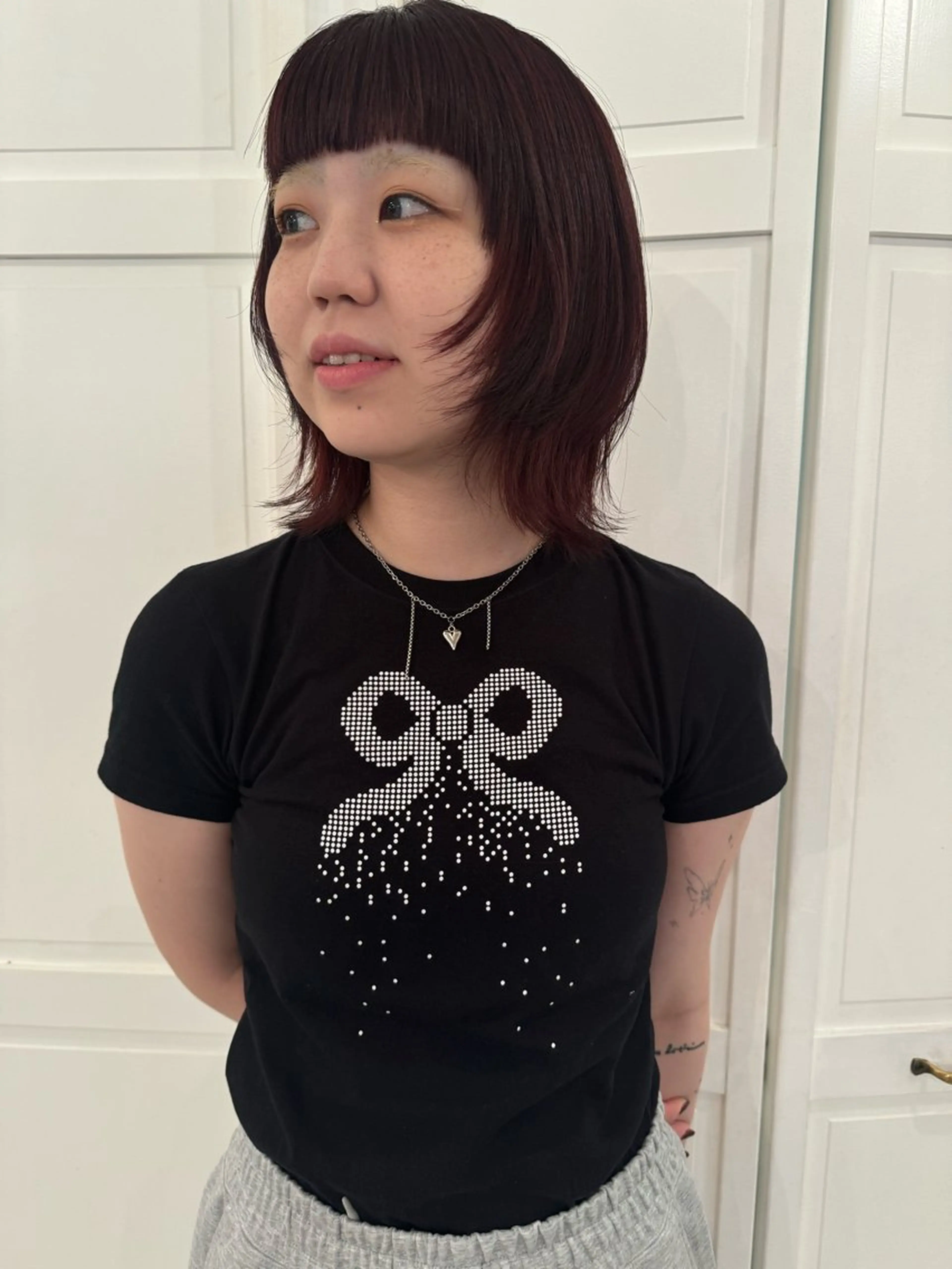 ミディアム カット ブリーチカラー🎀 韓国風/寺門美優のヘアスタイル