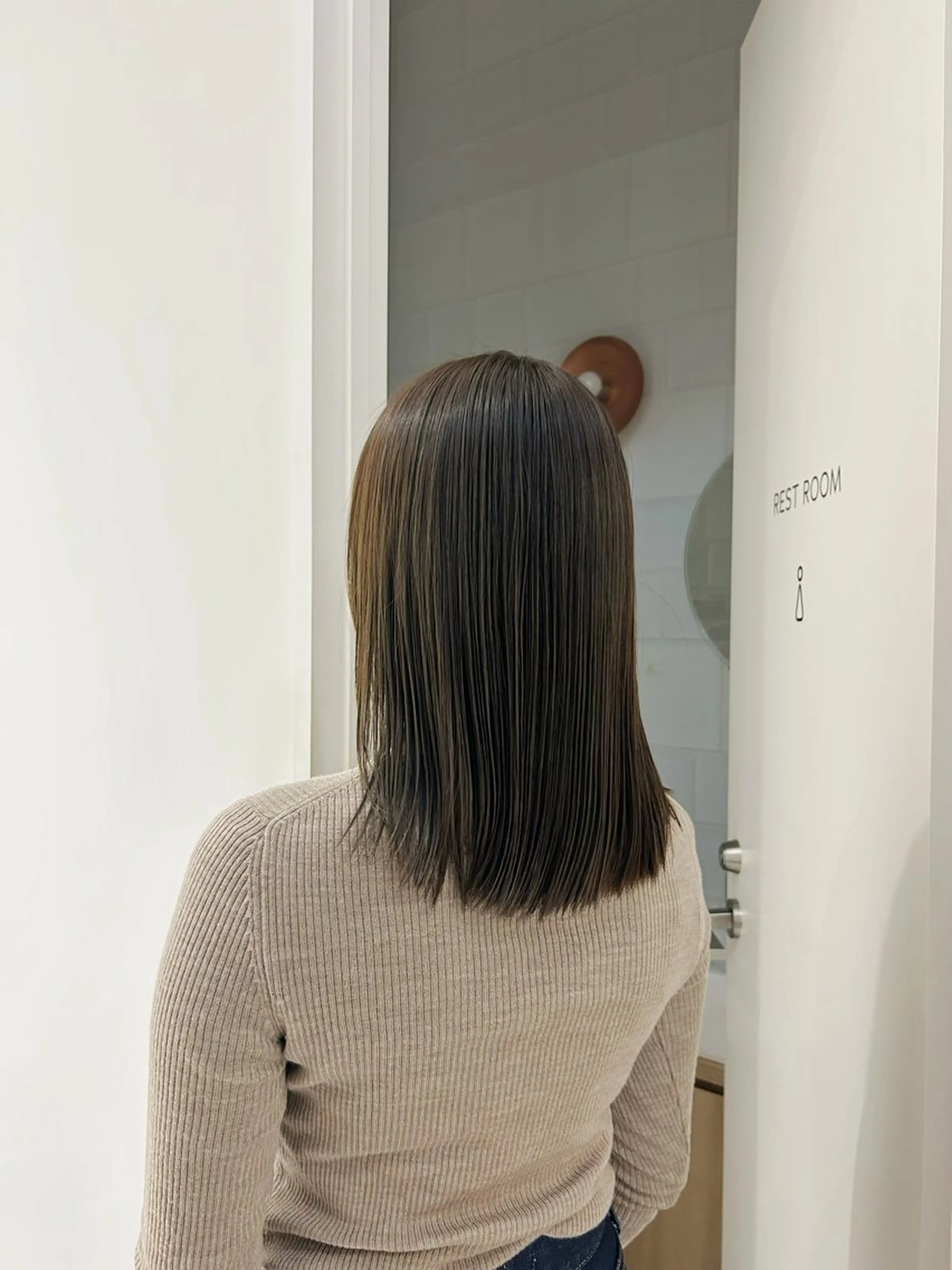 ミディアム カラー 透明感カラー グレージュ オリーブグレージュ オリーブグレー Nanami🧸🤍 ワンカラーモデル募集のヘアスタイル