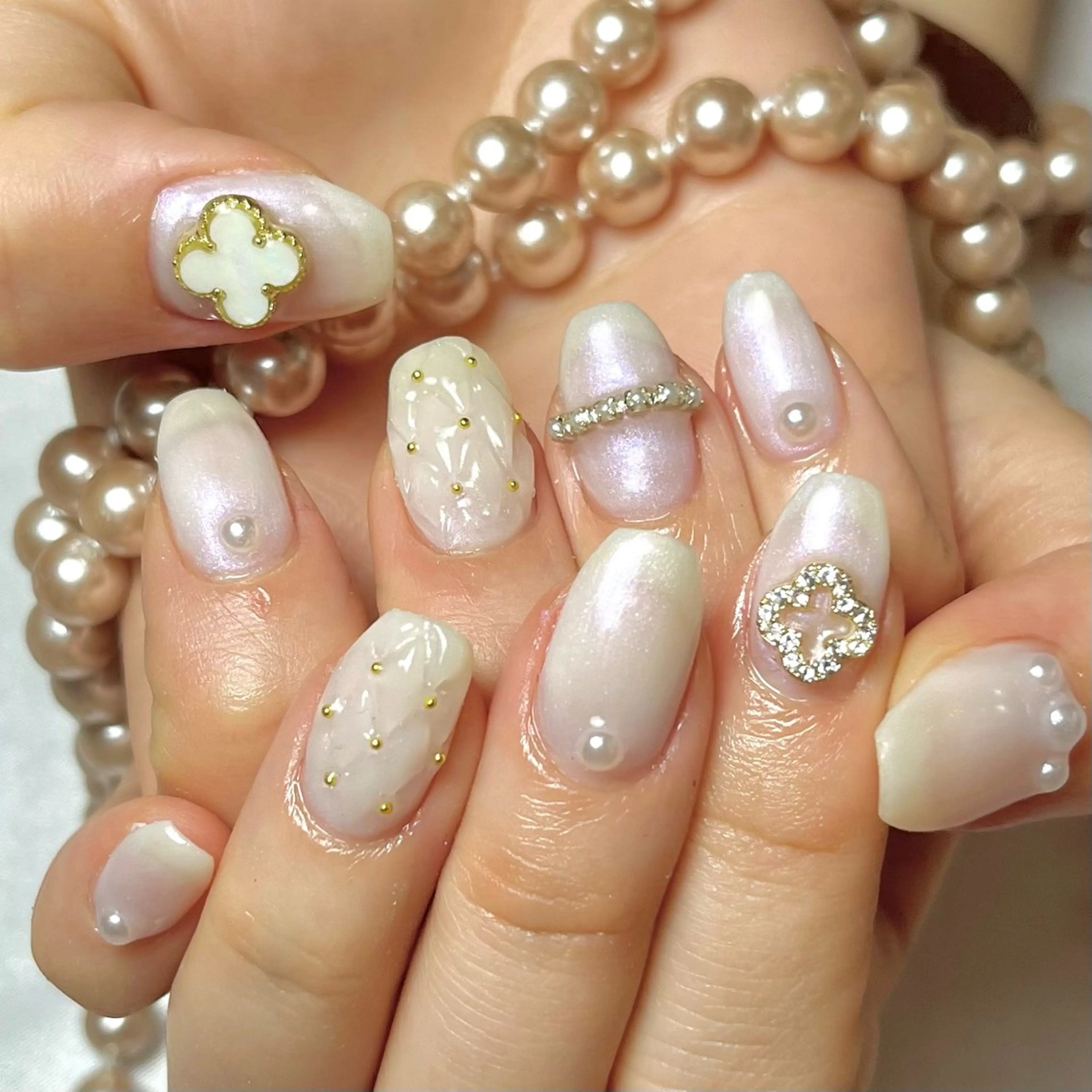 おしゃれ韓国ネイルの写真