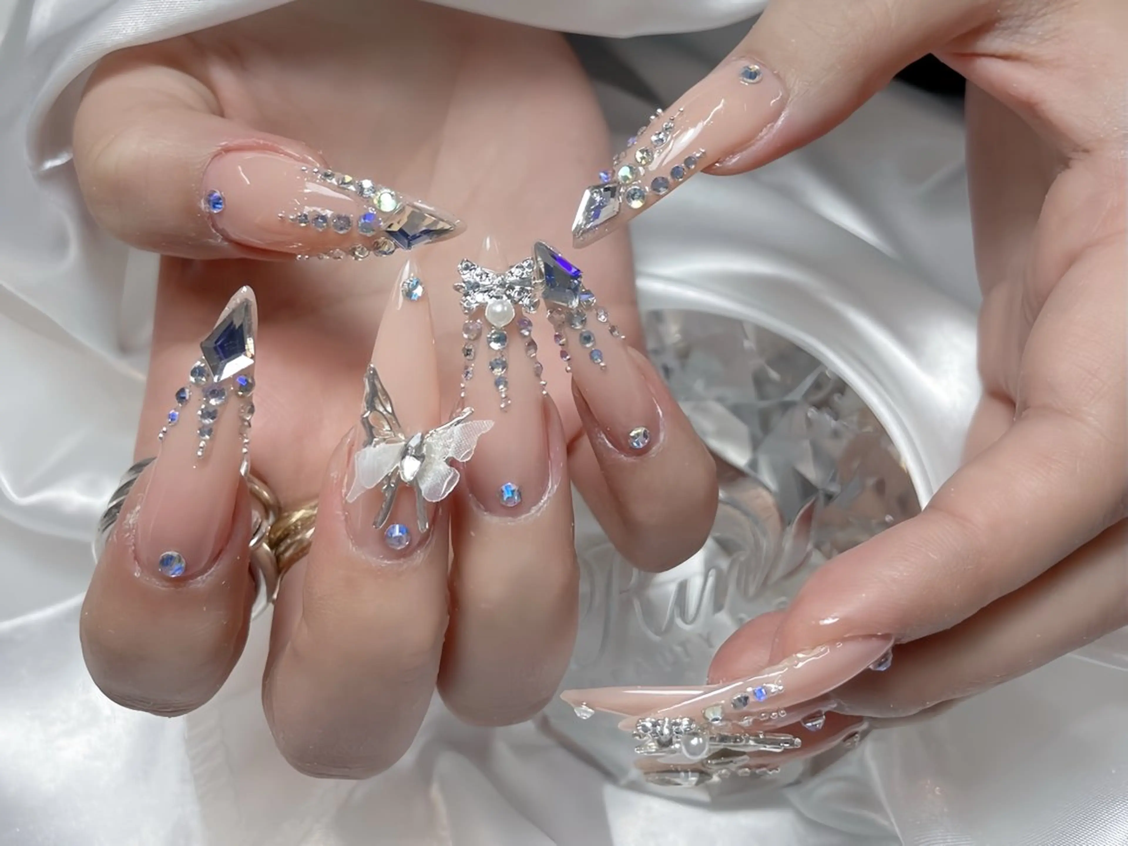 ネイル チークネイル フラッシュネイル フラワーネイル フットネイル ジェルネイル ハンドネイル Rin Nail Shinokuboのネイルデザイン