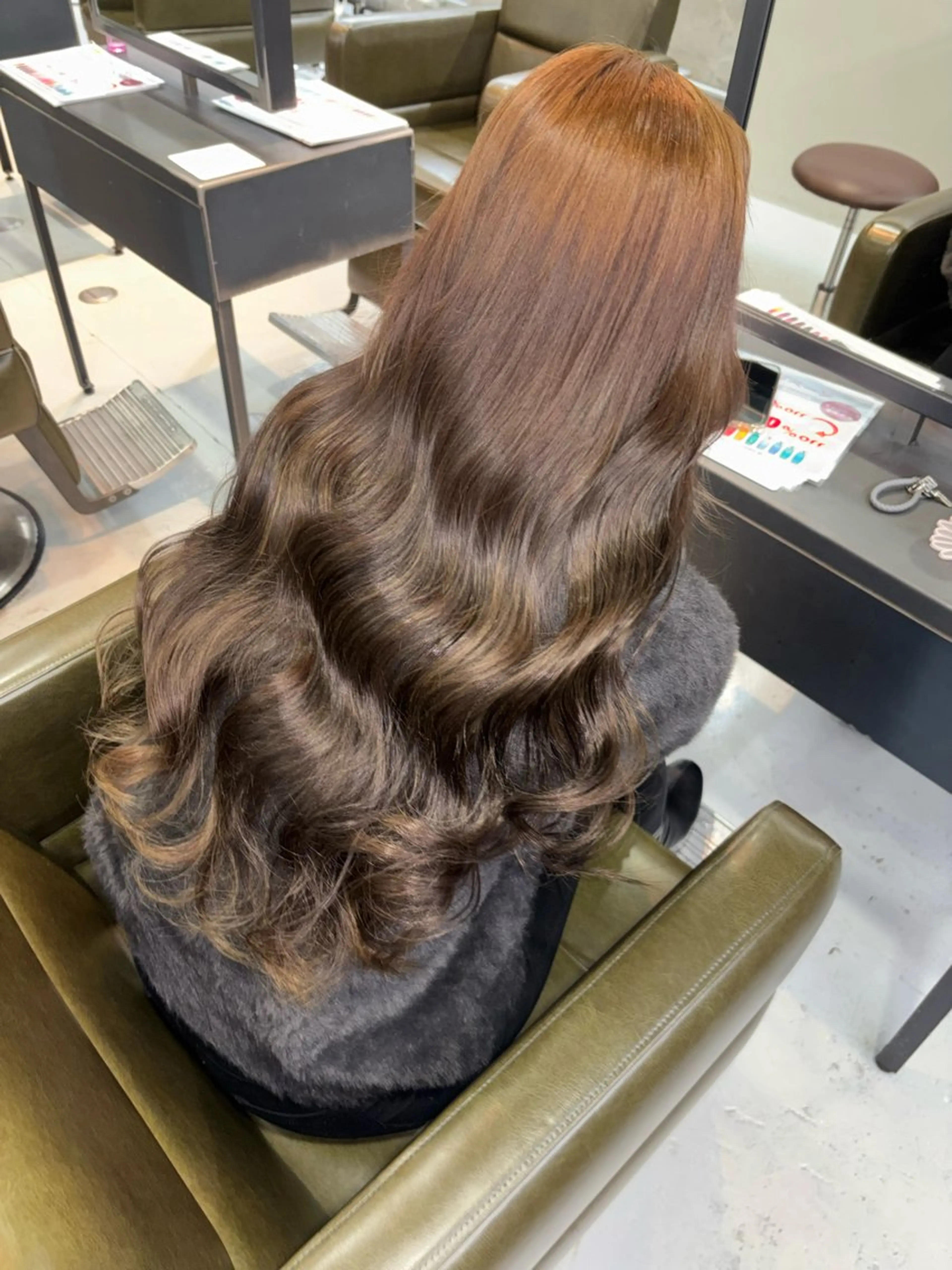 ロング ヘアカラー ギャル作る若ママ💓 hinayoのヘアスタイル