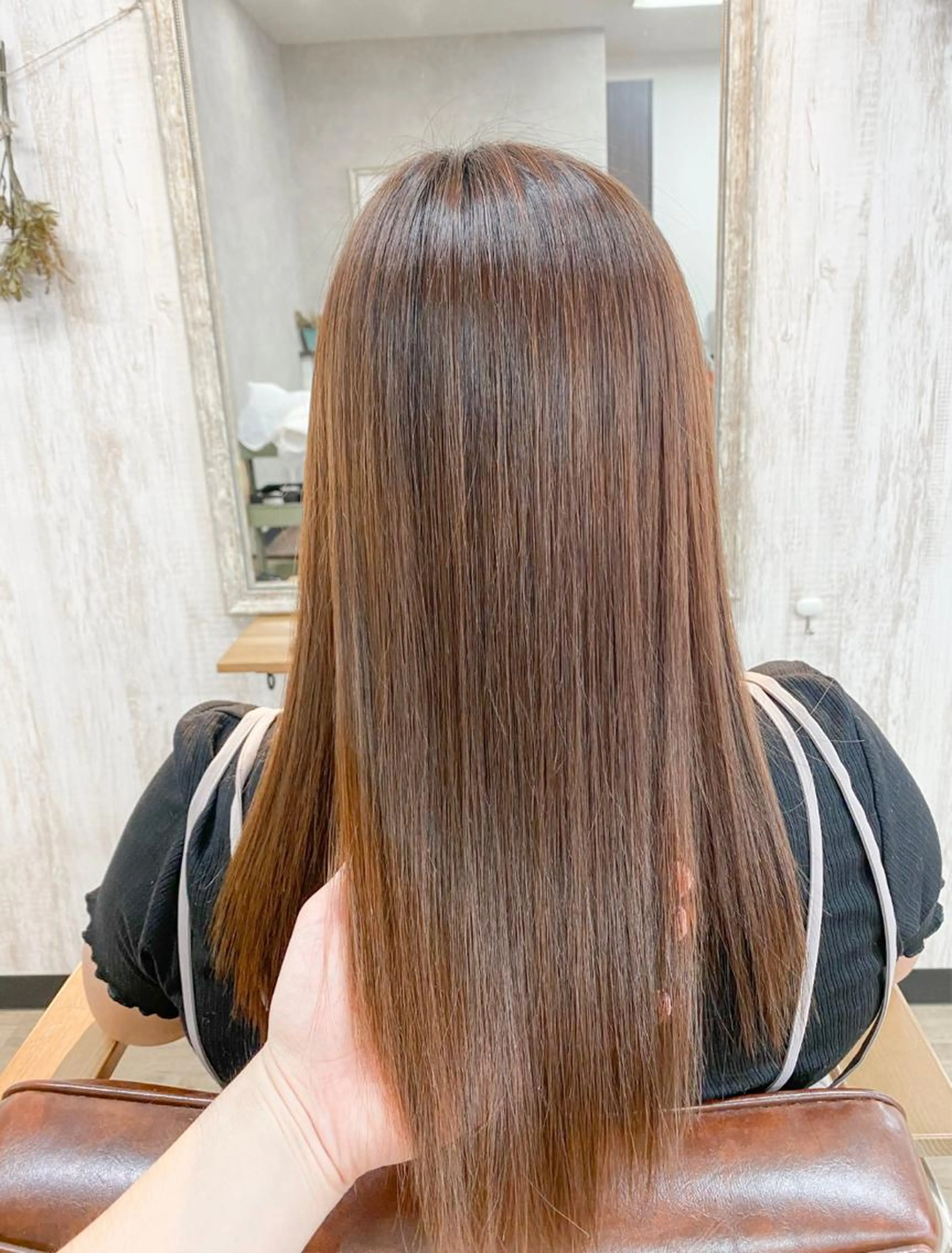 カット+髪質改善ストレート+ダメージケアトリートメント12100円の写真