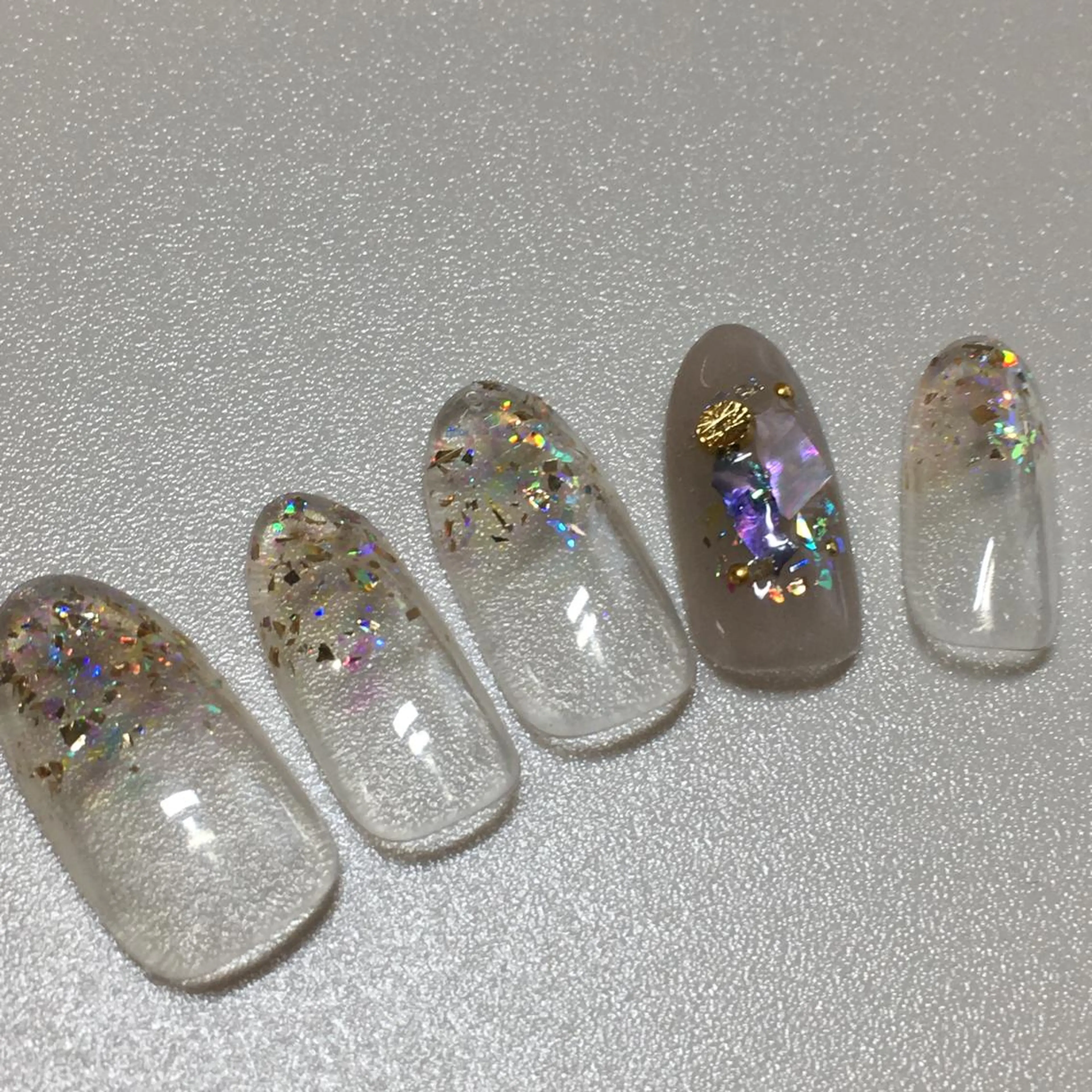 ネイル グラデーション ホログラムネイル ハンドネイル kipinail 川﨑えりかのネイルデザイン