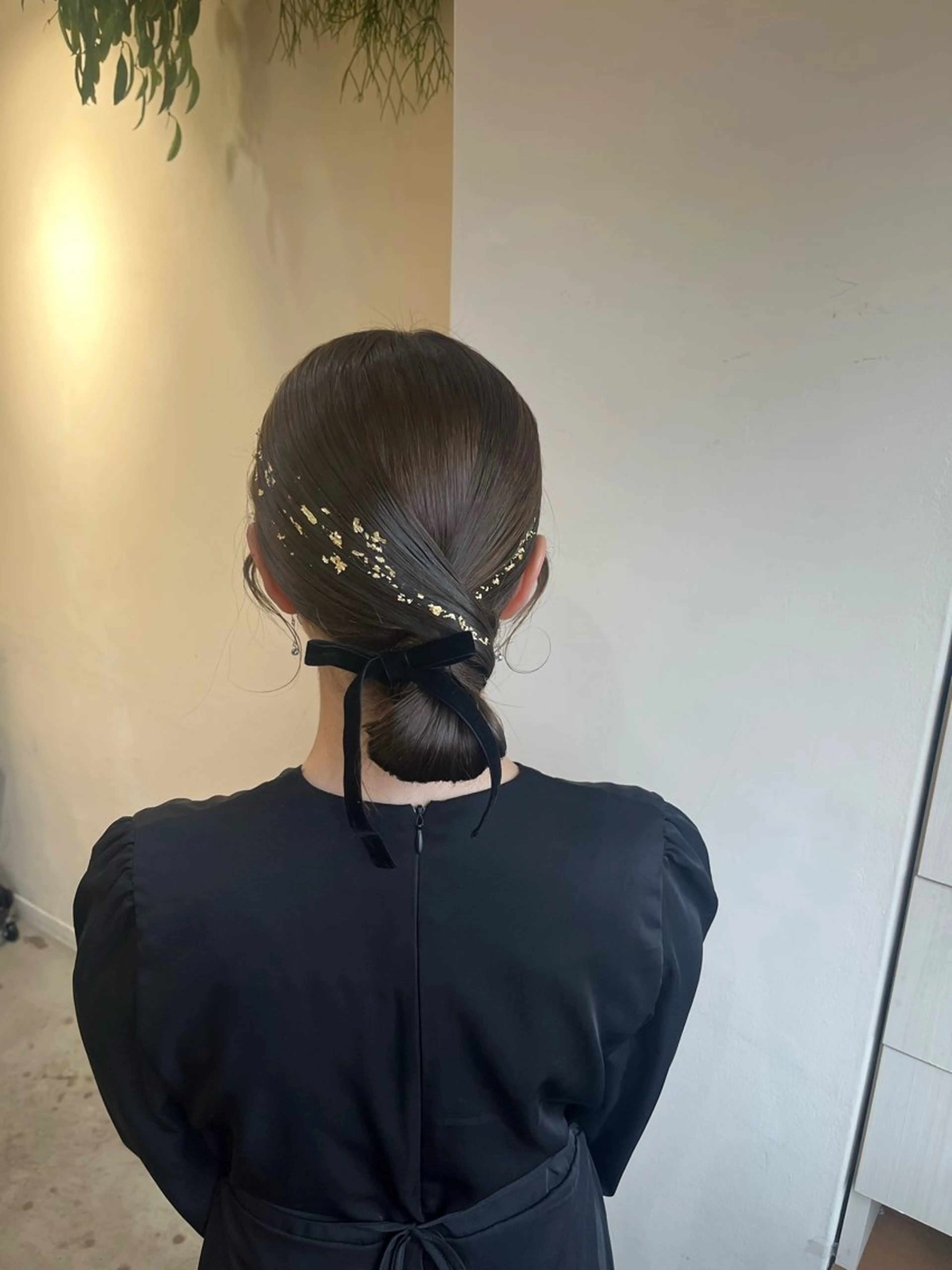 ミディアム 塩川ももこ/ 自然な縮毛矯正のヘアスタイル