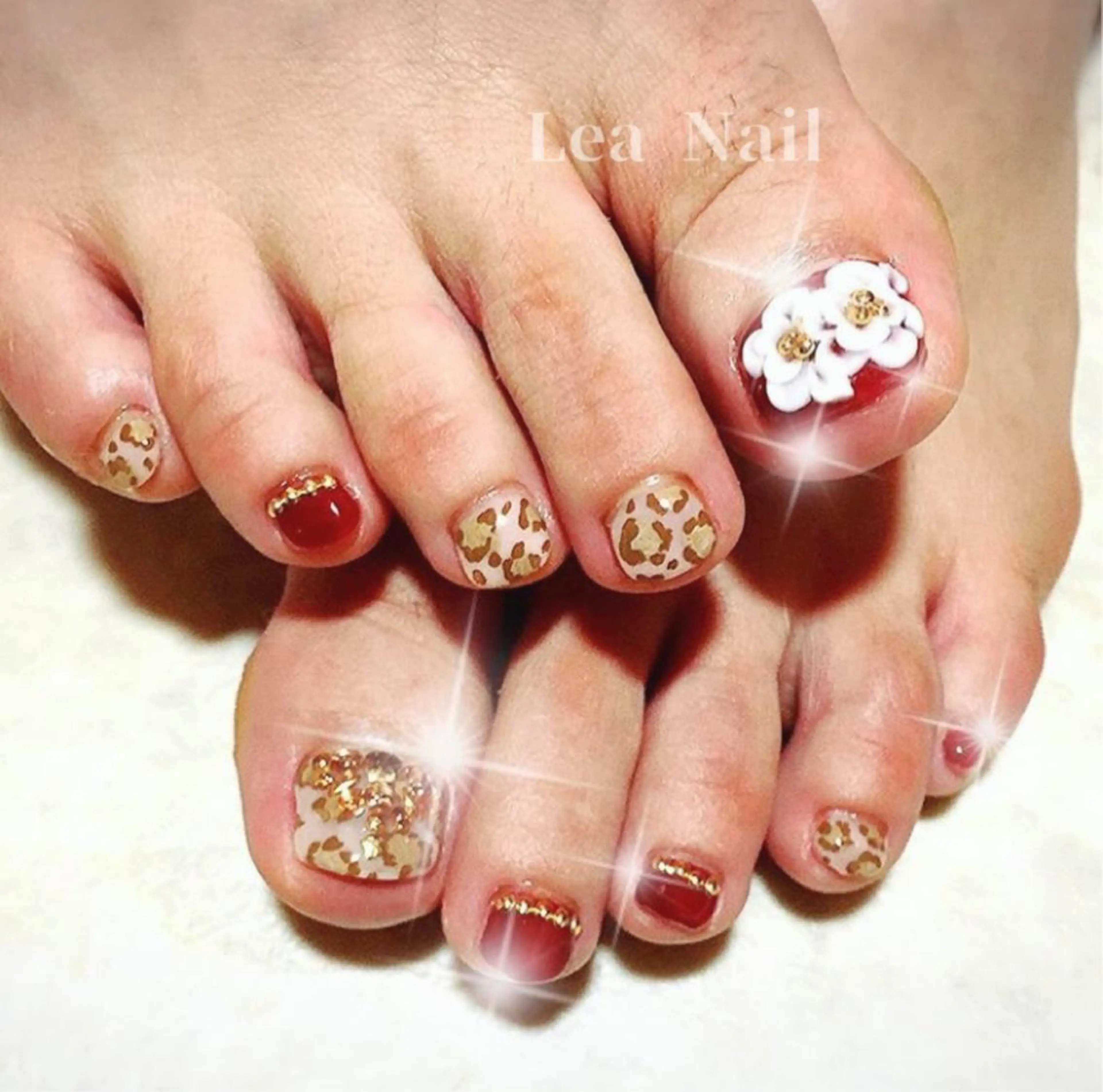 ネイル アニマル柄 フラワーネイル Lea Nailのネイルデザイン