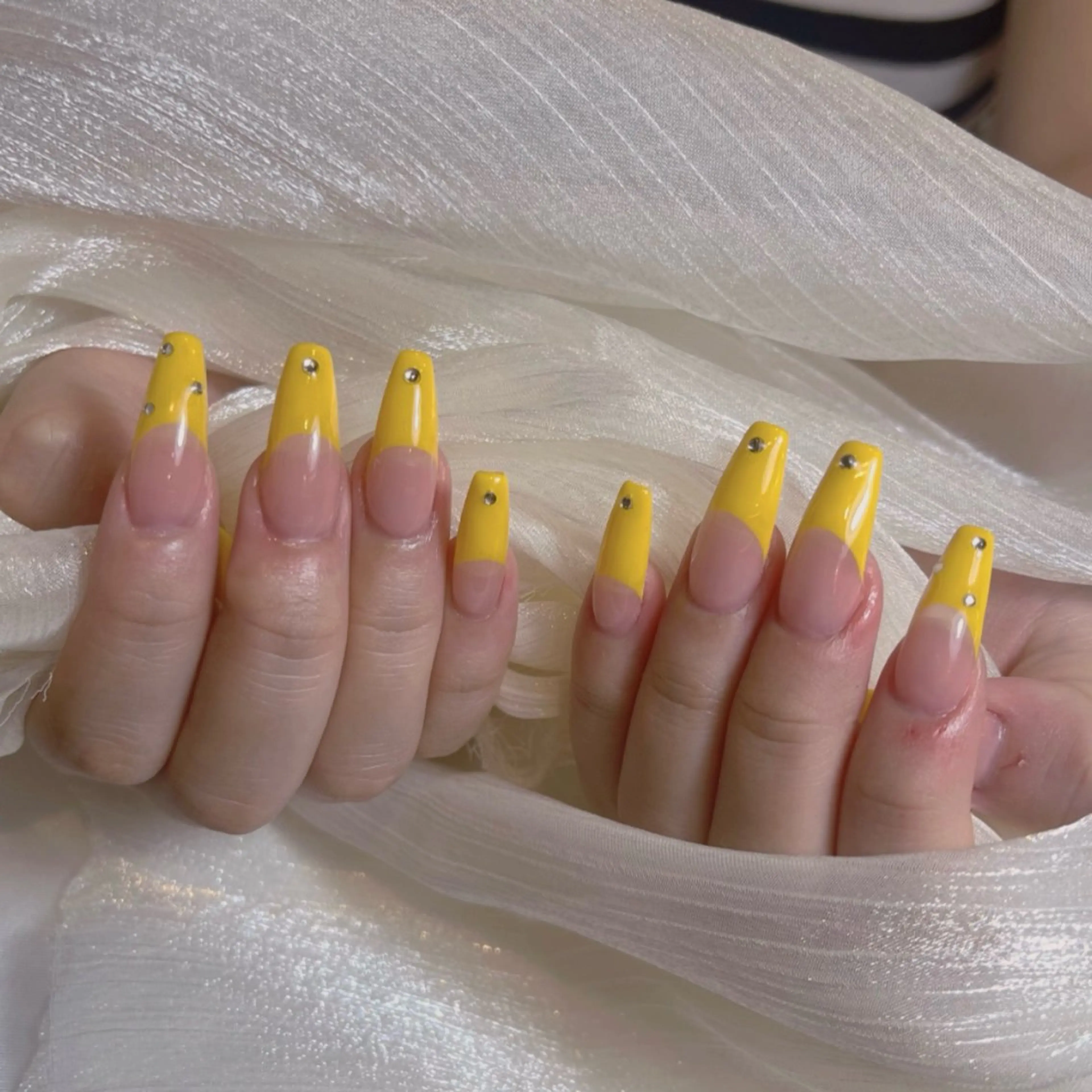 ミディアム Chiin Nailのネイルデザイン
