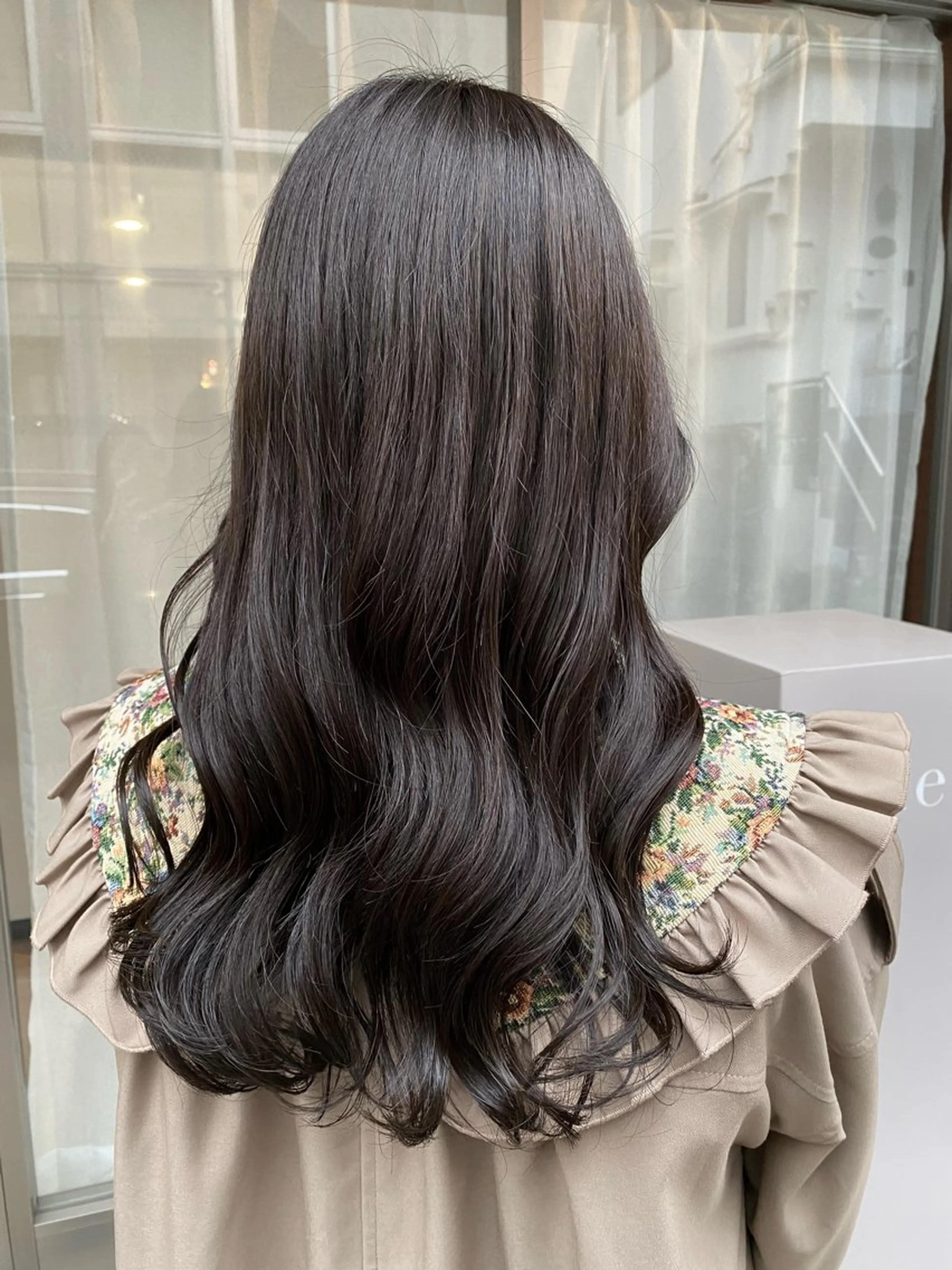 ロング カラー グレージュ ヘアカラー トリートメント グレージュ/レイヤー /韓国ヘア/RISAのヘアスタイル