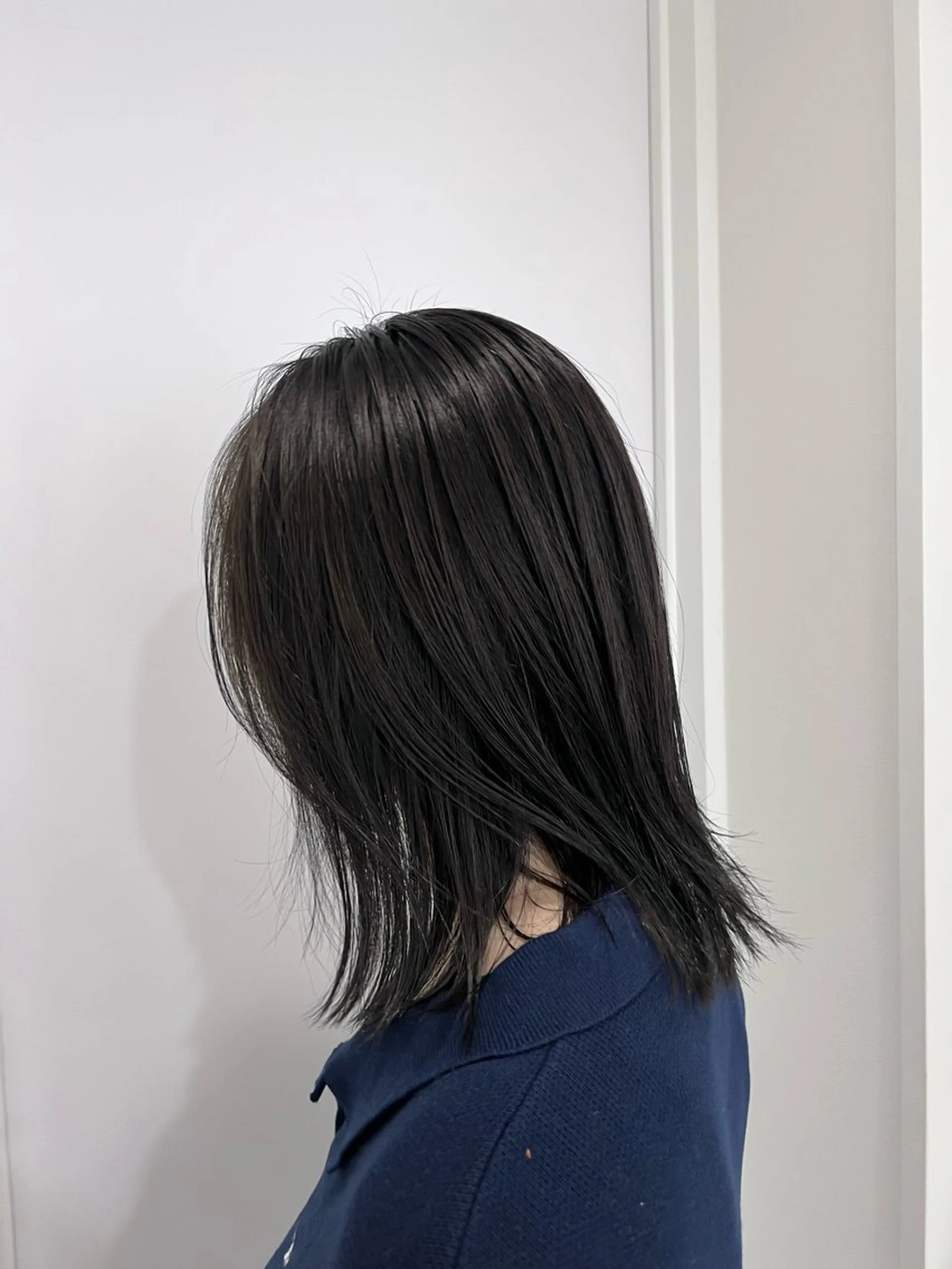 ミディアム カラー ヘアカラー トリートメント ヘッドスパ ヘアセット 🖤:抜け感×大人 スタイル/Aoiのヘアスタイル