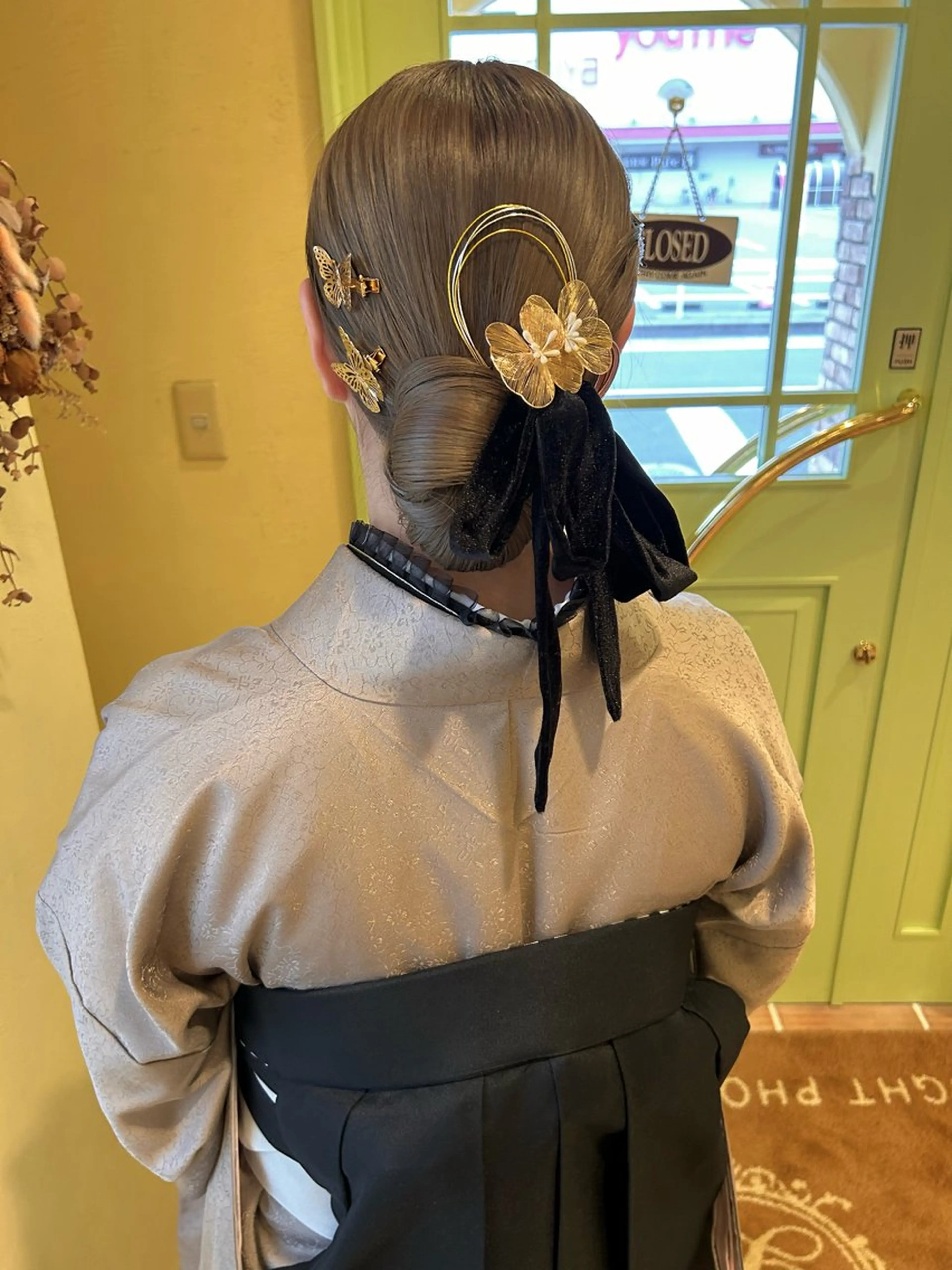 セミロング ヘアアレンジ タニモト ユイのヘアスタイル