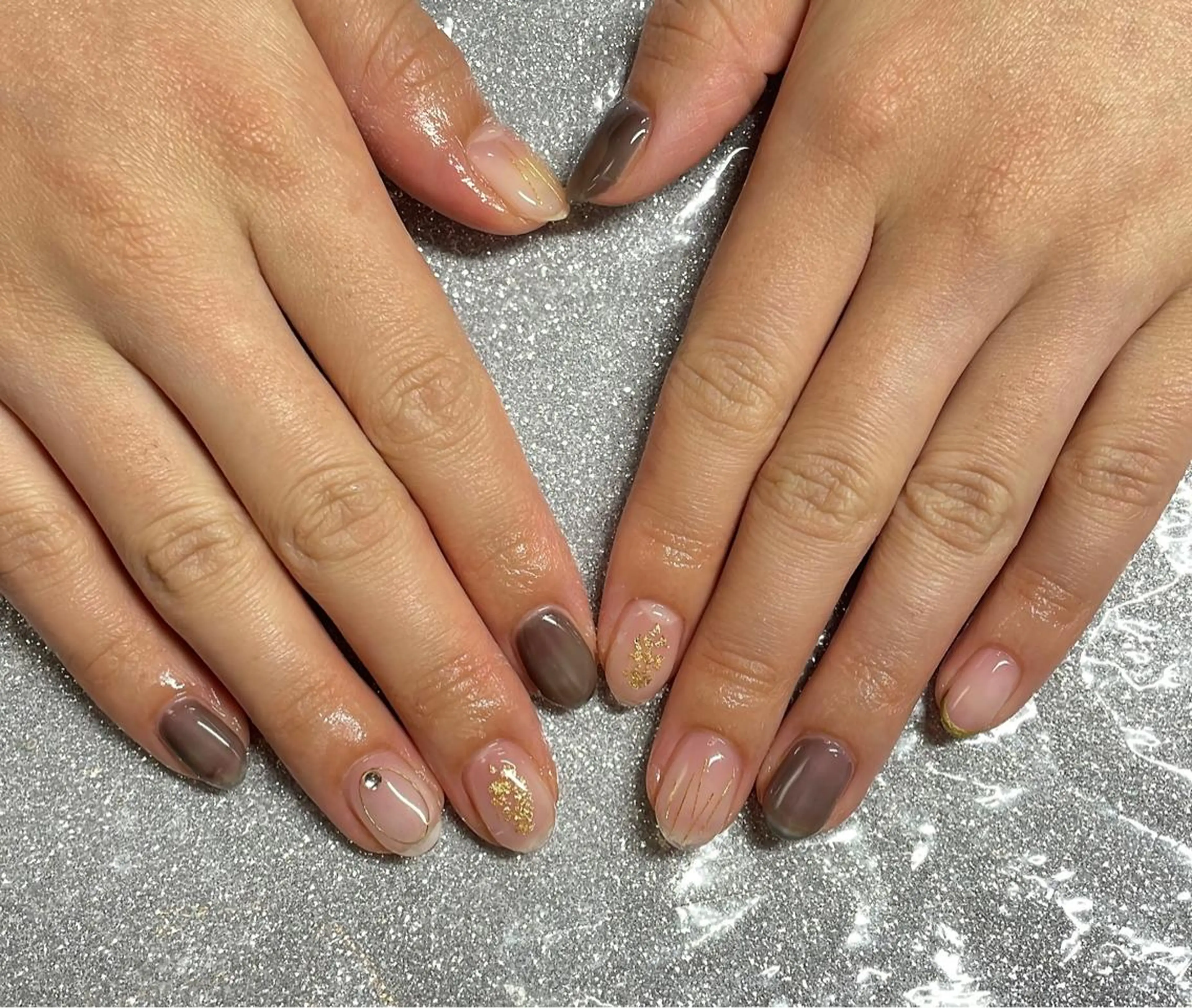 ネイル ハンドネイル VIERU 🌈🎀💖のネイルデザイン