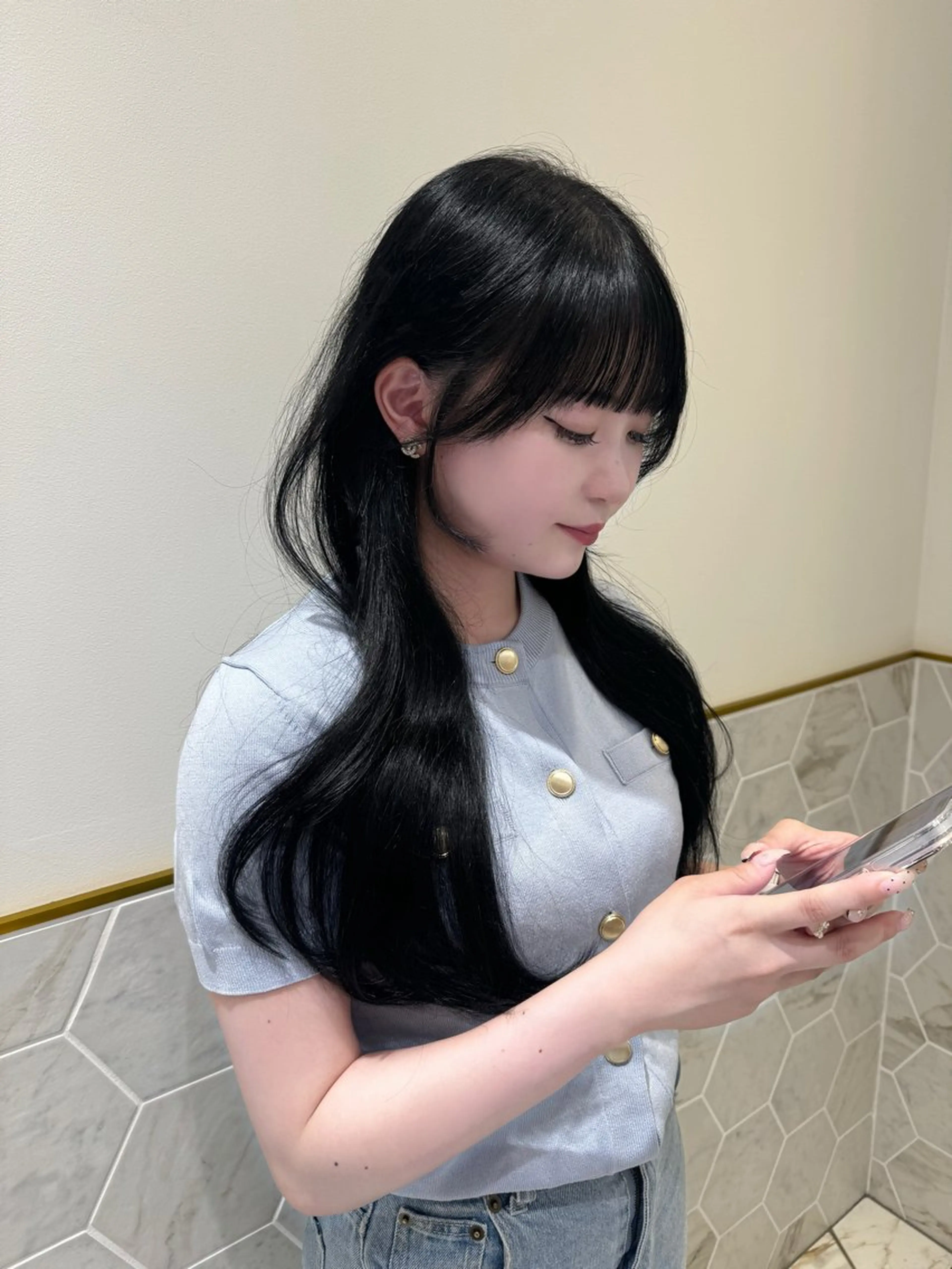 ロング カラー costes 今井芽依のヘアスタイル