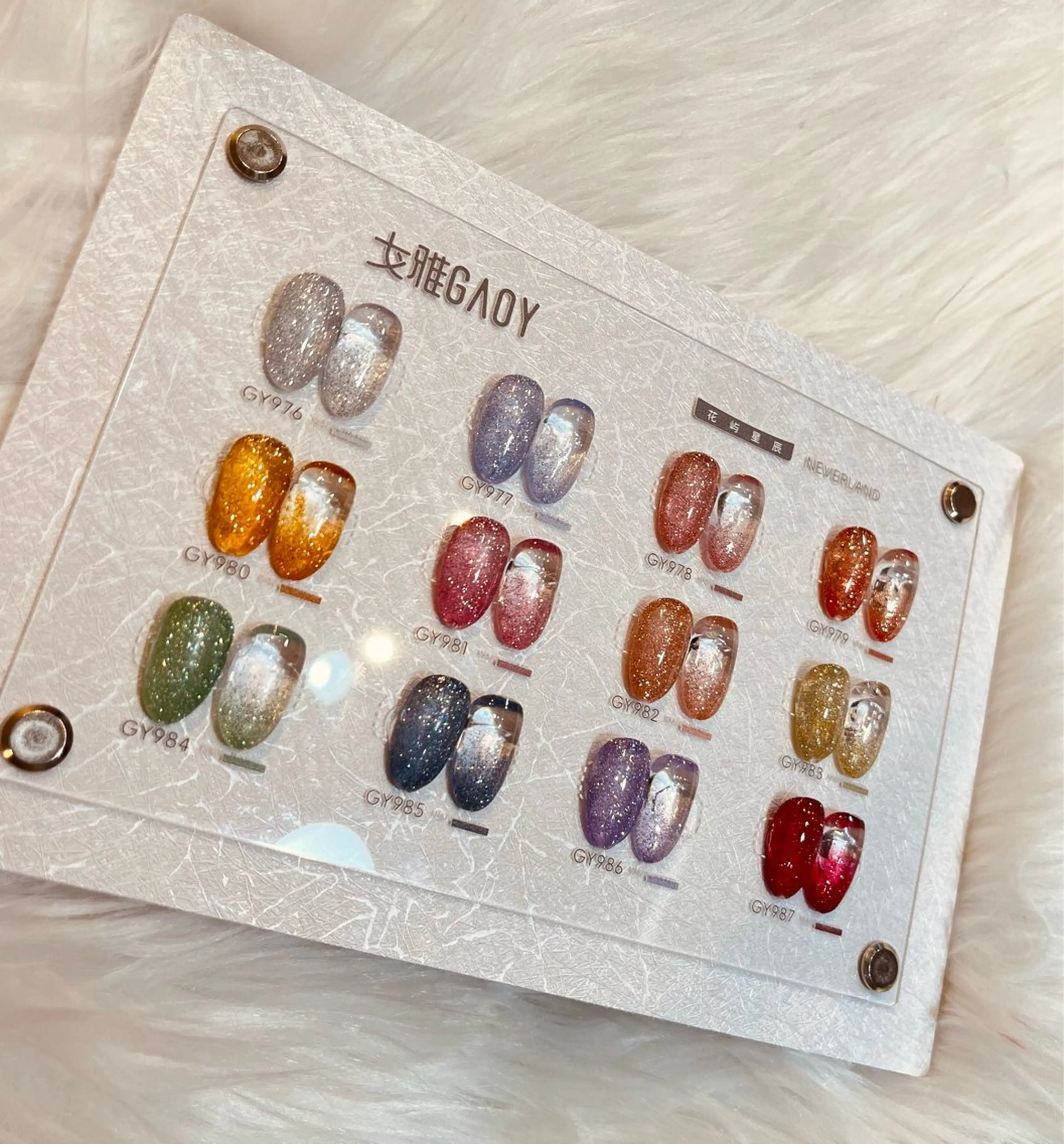 ネイル アートネイル オーロラネイル ドット ジェルネイル ガーリー ハンドネイル Floria nail salonのネイルデザイン