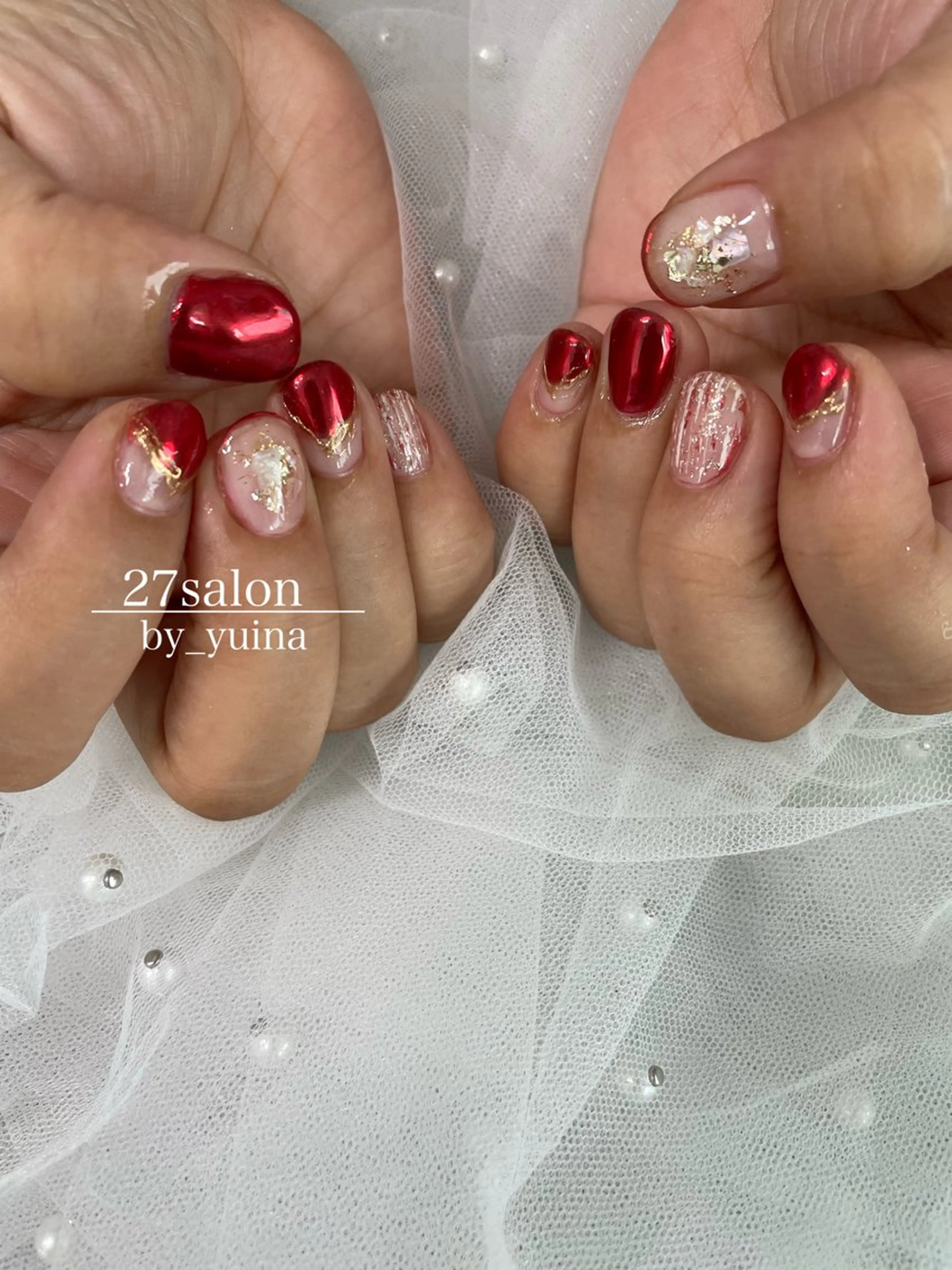 ネイル ミラーネイル ニュアンスネイル 赤色 ハンドネイル 27salon yuinaのネイルデザイン