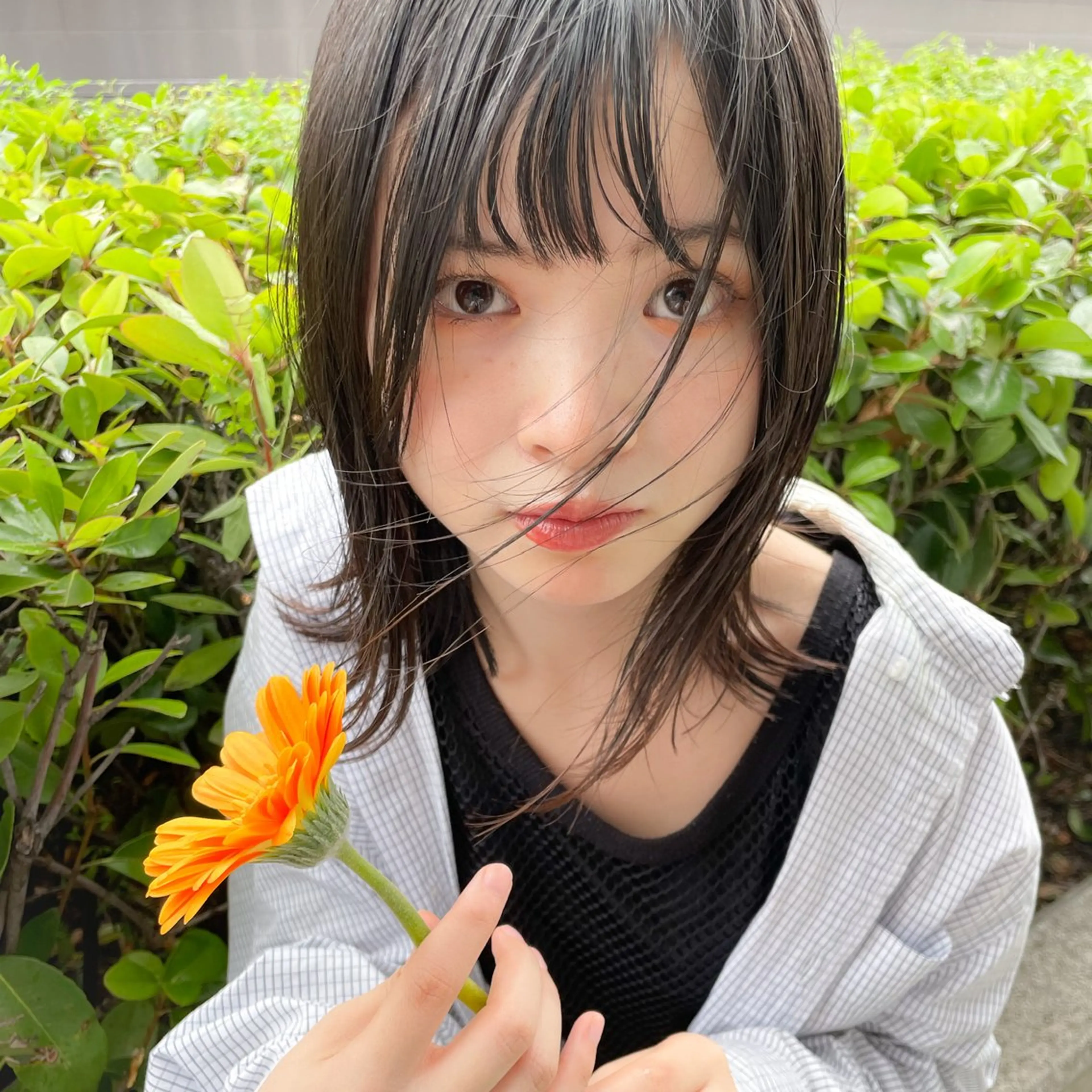 ロング 鈴木瑛里／ブロンド ベージュ／男女のヘアスタイル