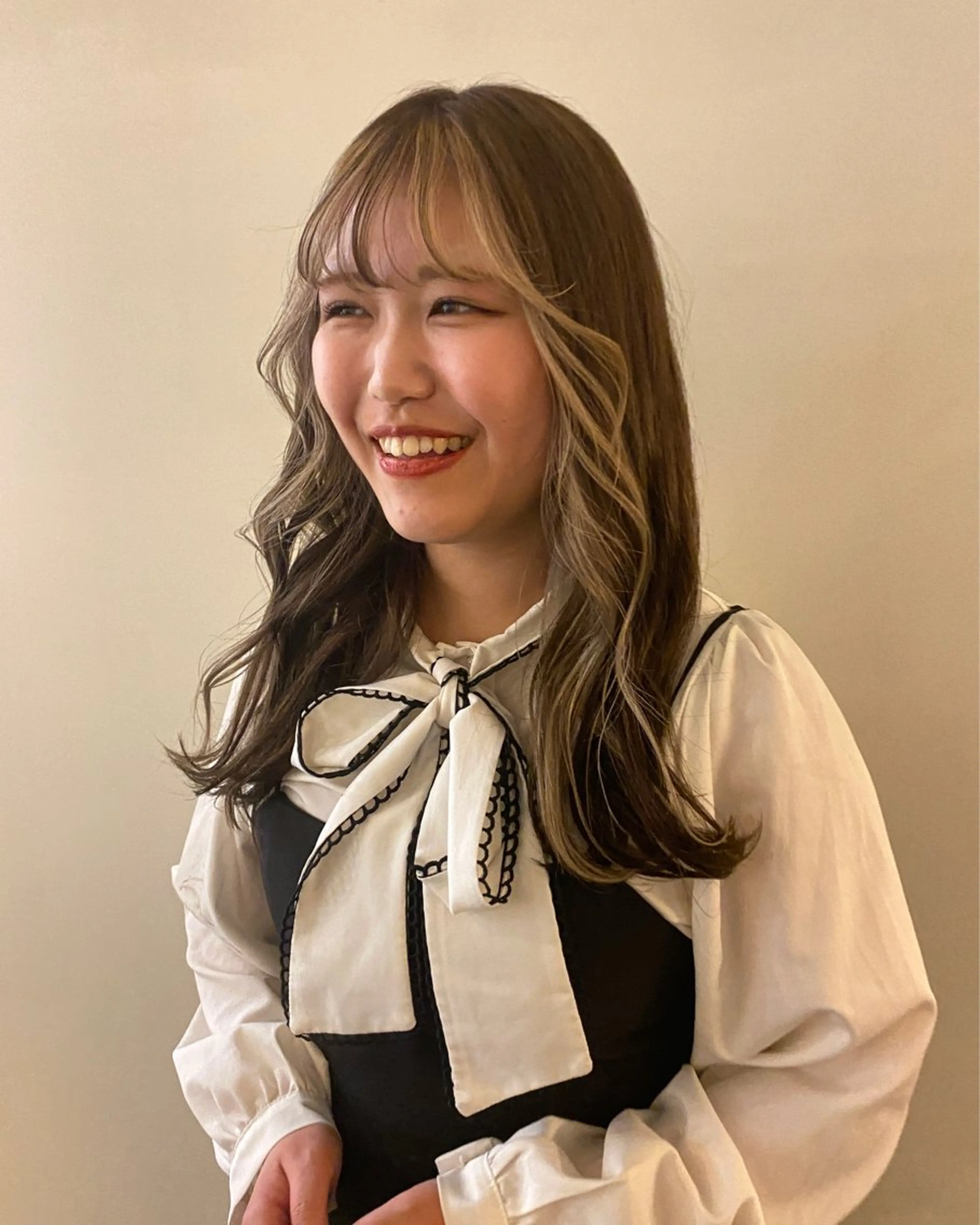 ロング カラー abe yuikaのヘアスタイル
