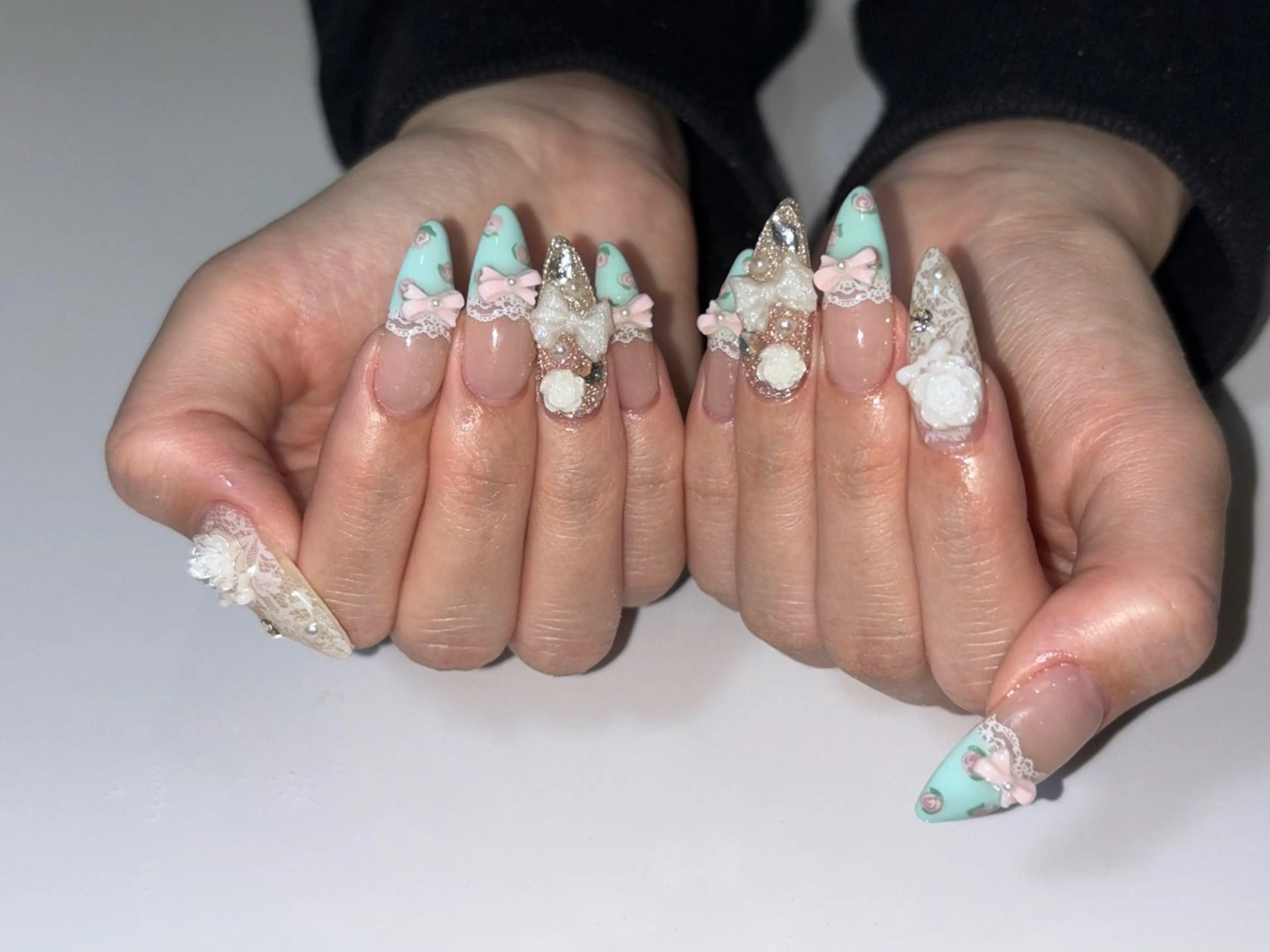 ネイル ワンホンネイル ハンドネイル Yay /y2k・個性派のネイルデザイン