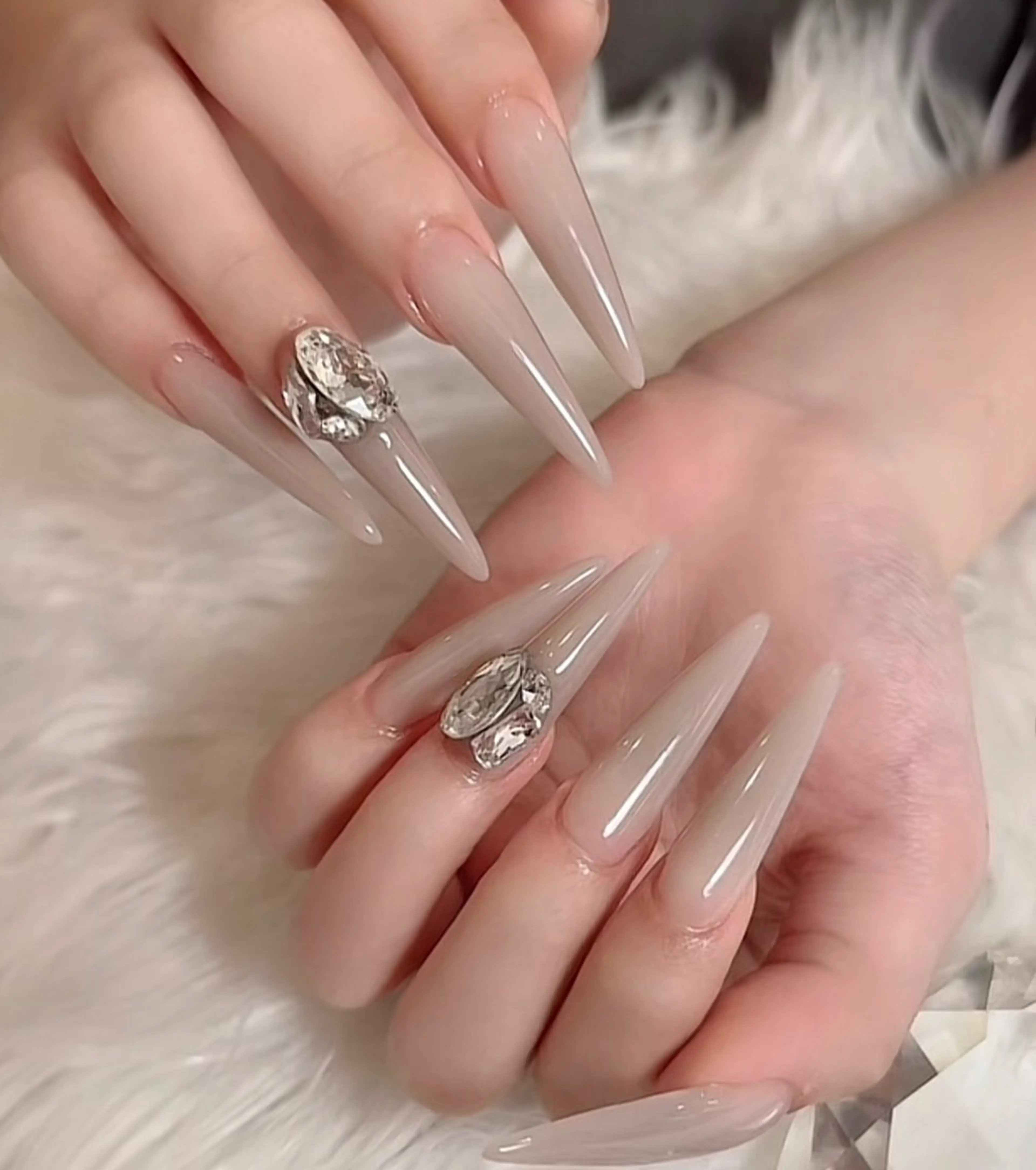 ネイル ハンドネイル KARI ネイルサロンのネイルデザイン