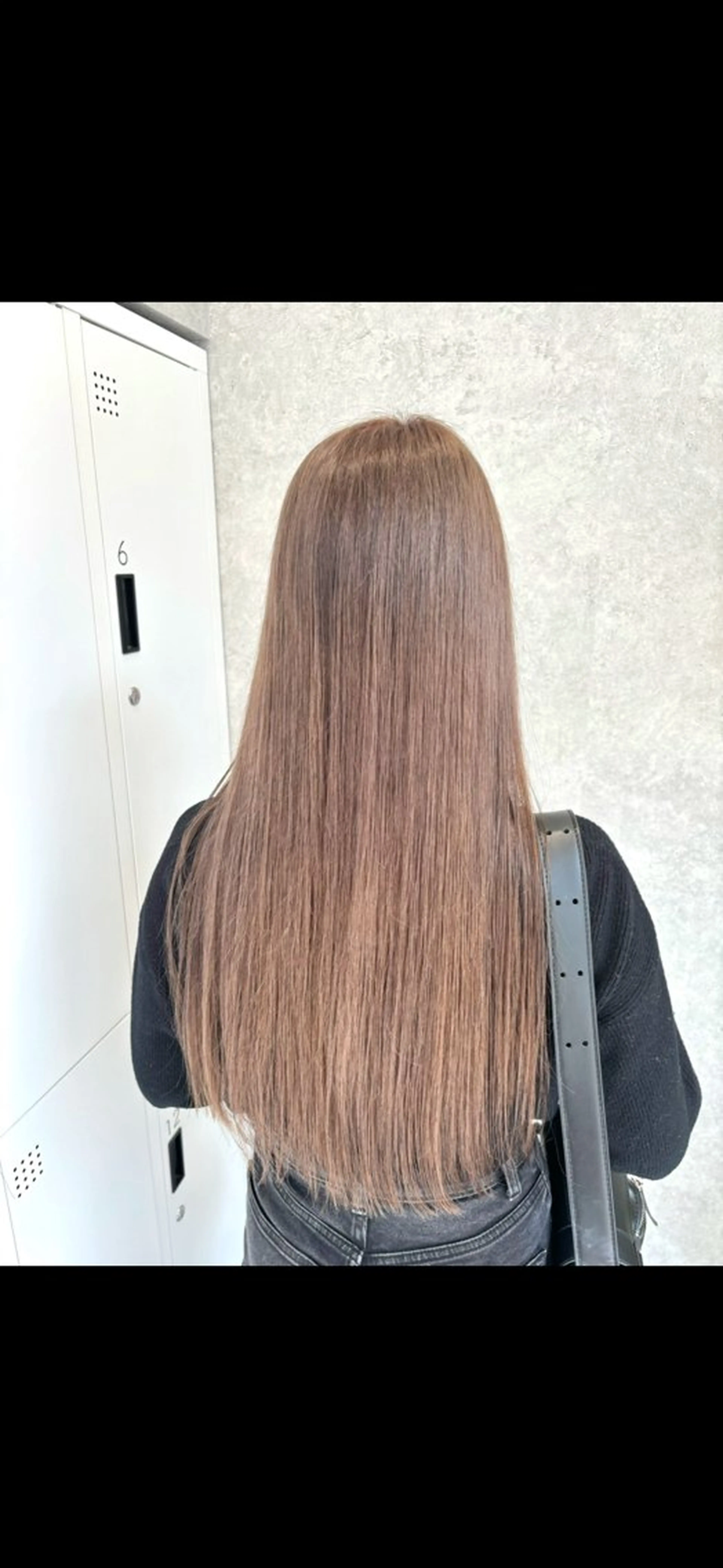 ロング カラー 中嶋 佳穂のヘアスタイル