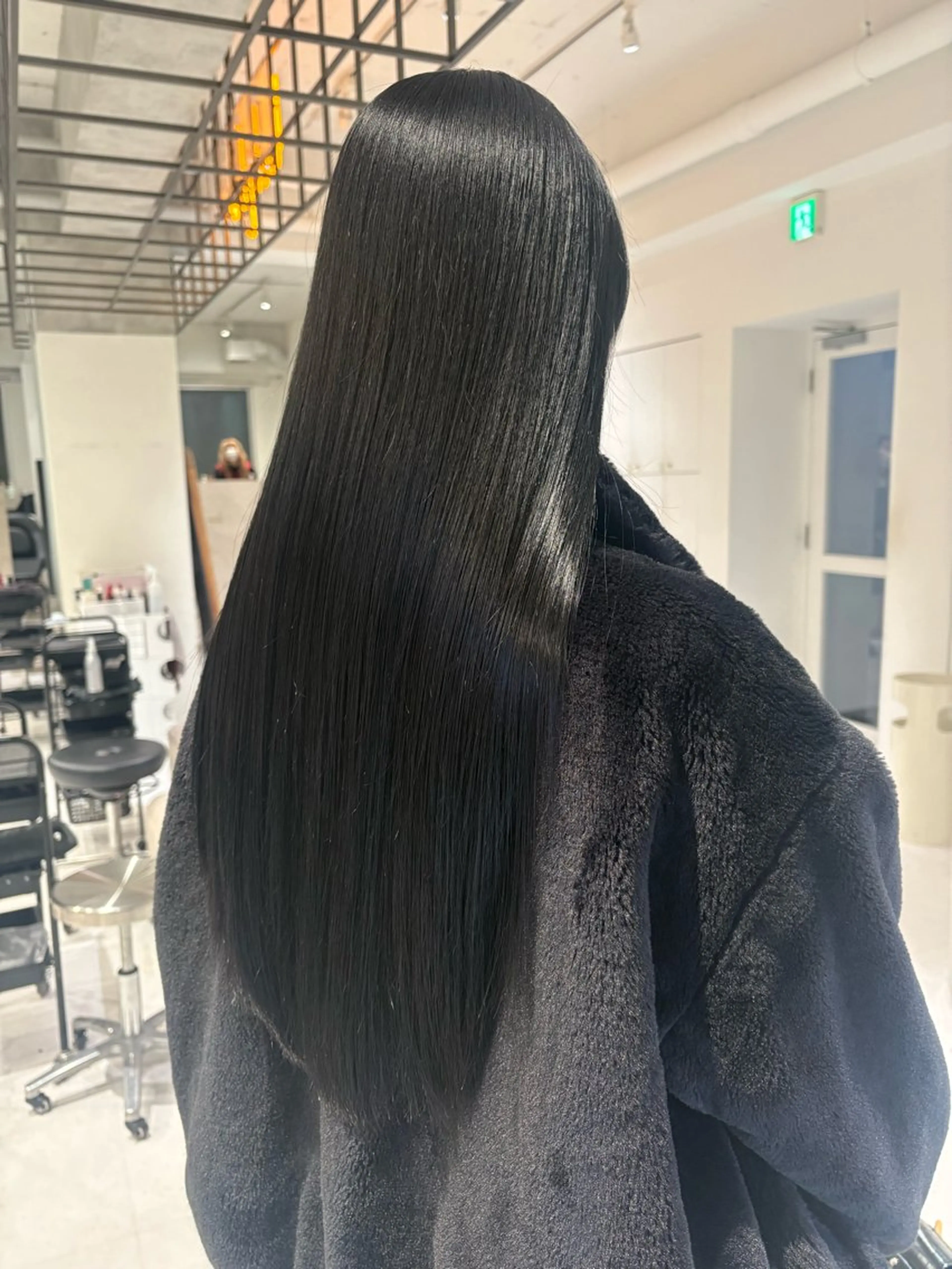 ロング 💇‍♀️loely 小島のヘアスタイル