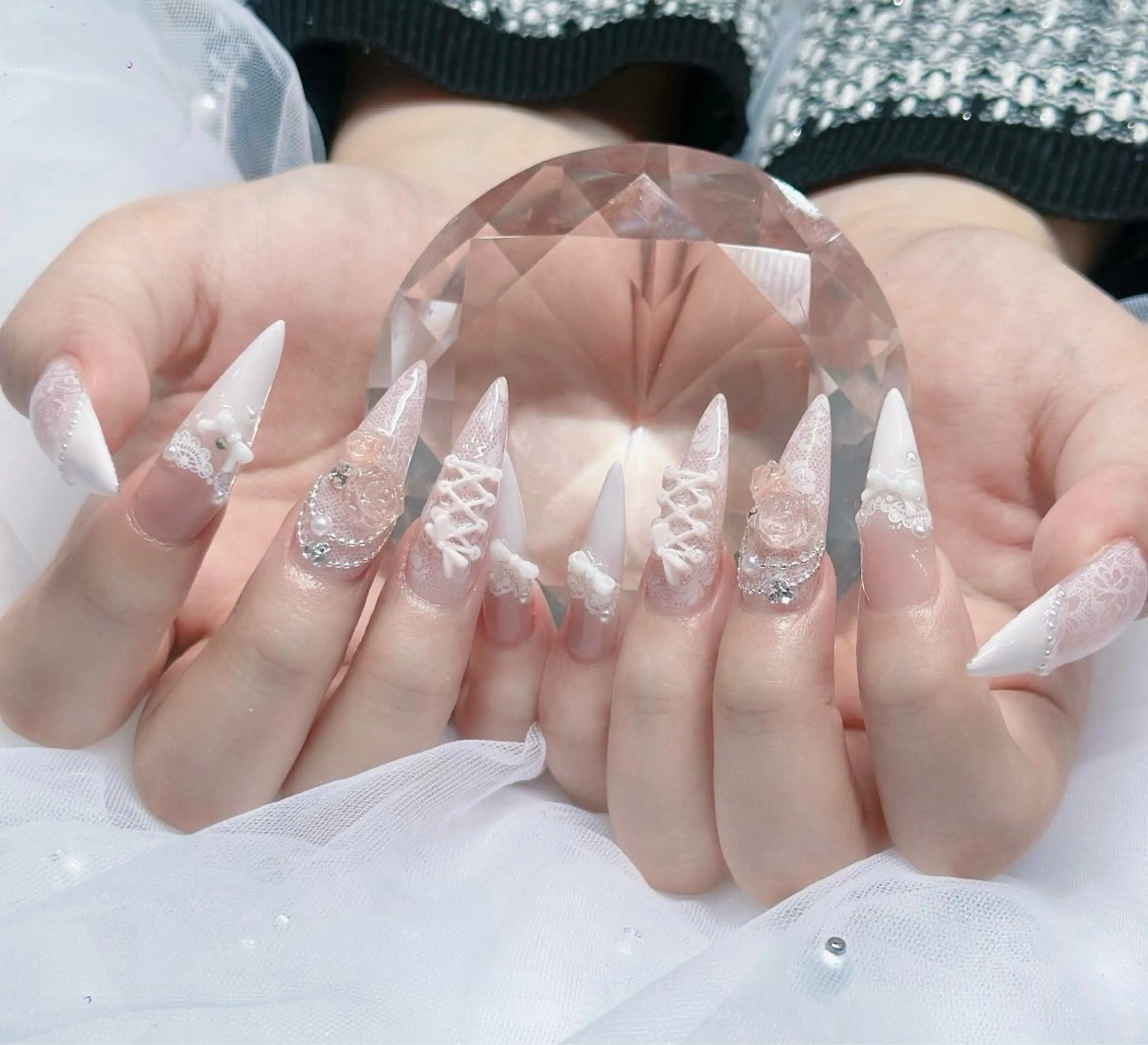 ハンドネイル 波 なみのネイルデザイン