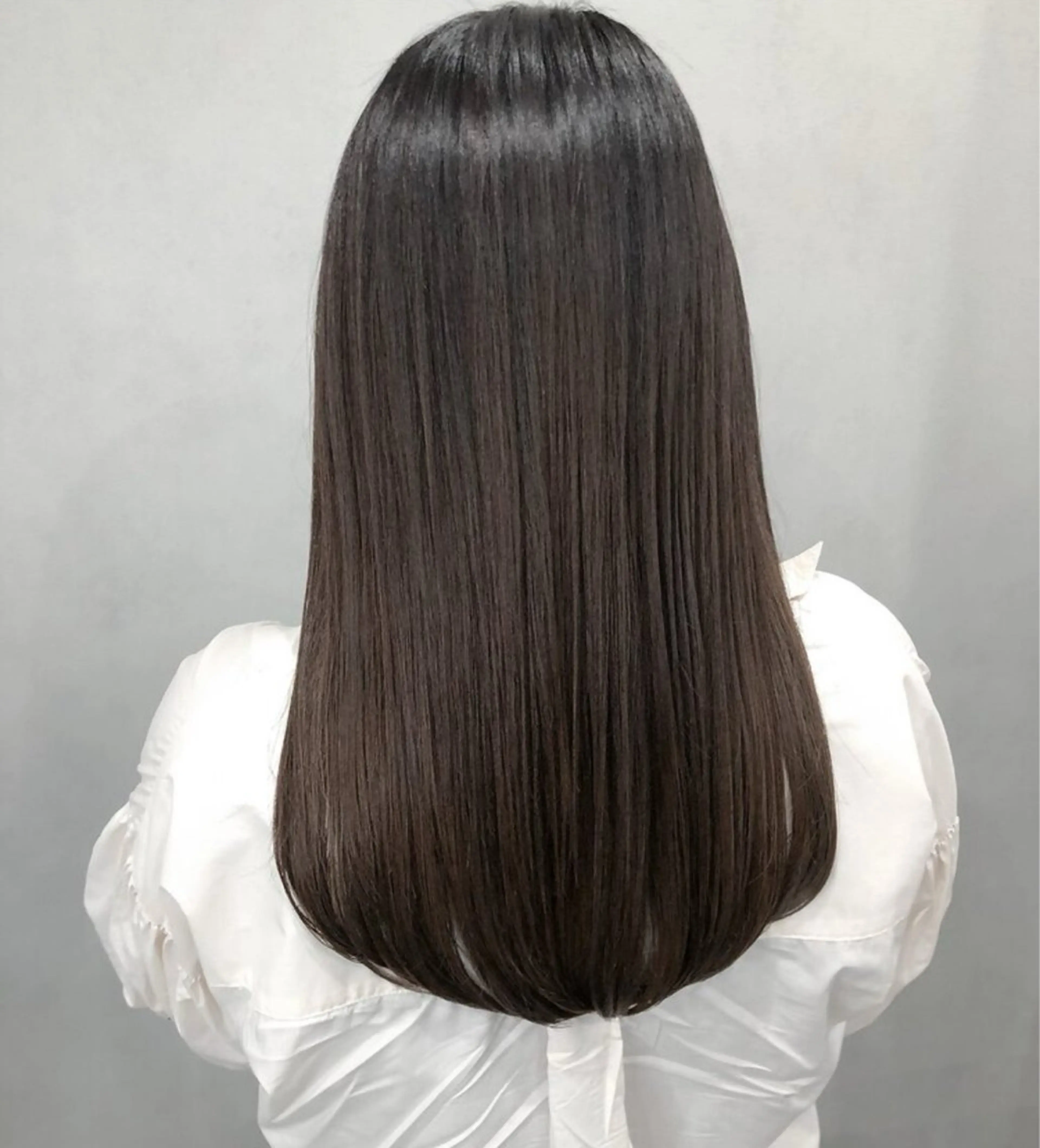 ロング LOOP 佐藤のヘアスタイル