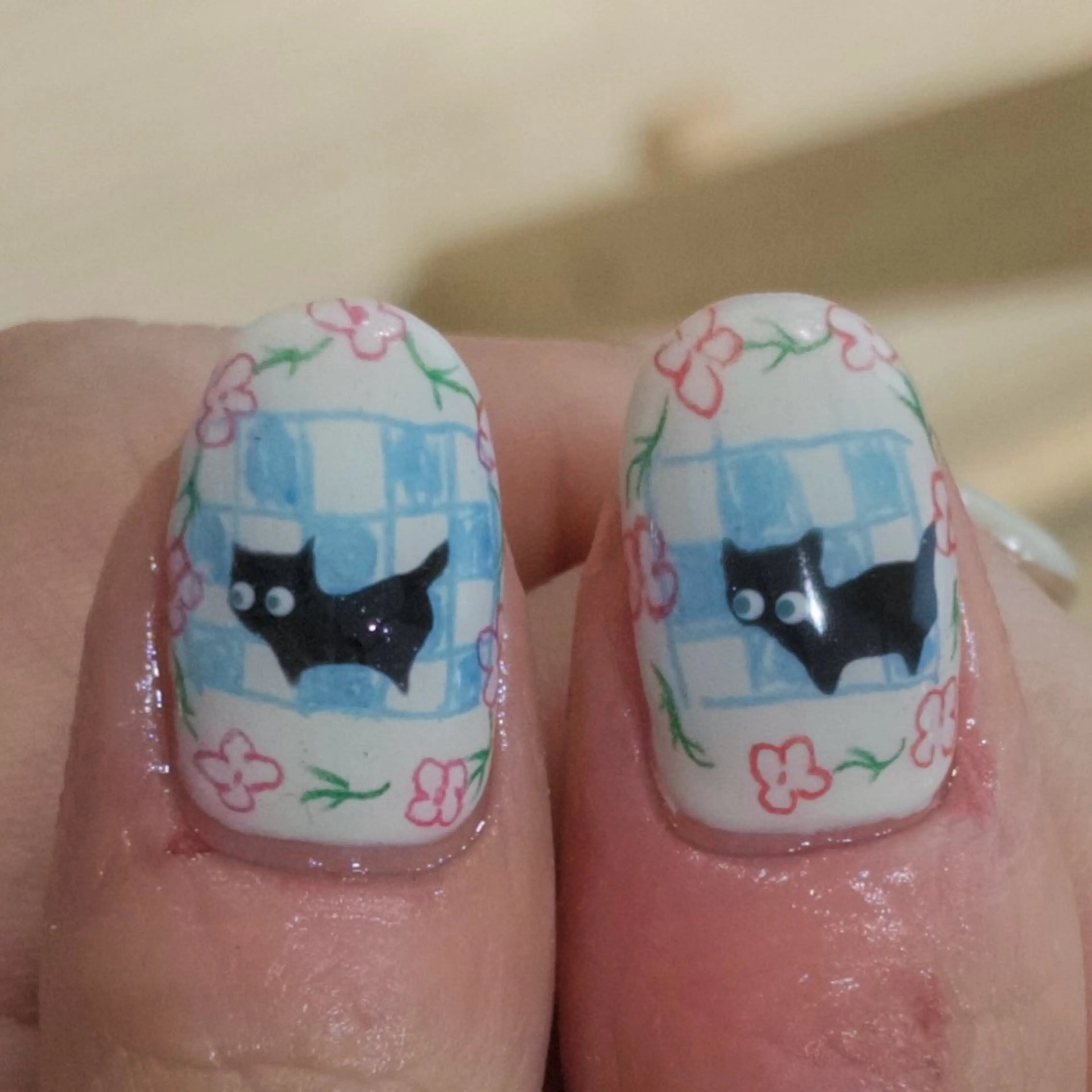 ネイル BRooCH yuzuのネイルデザイン