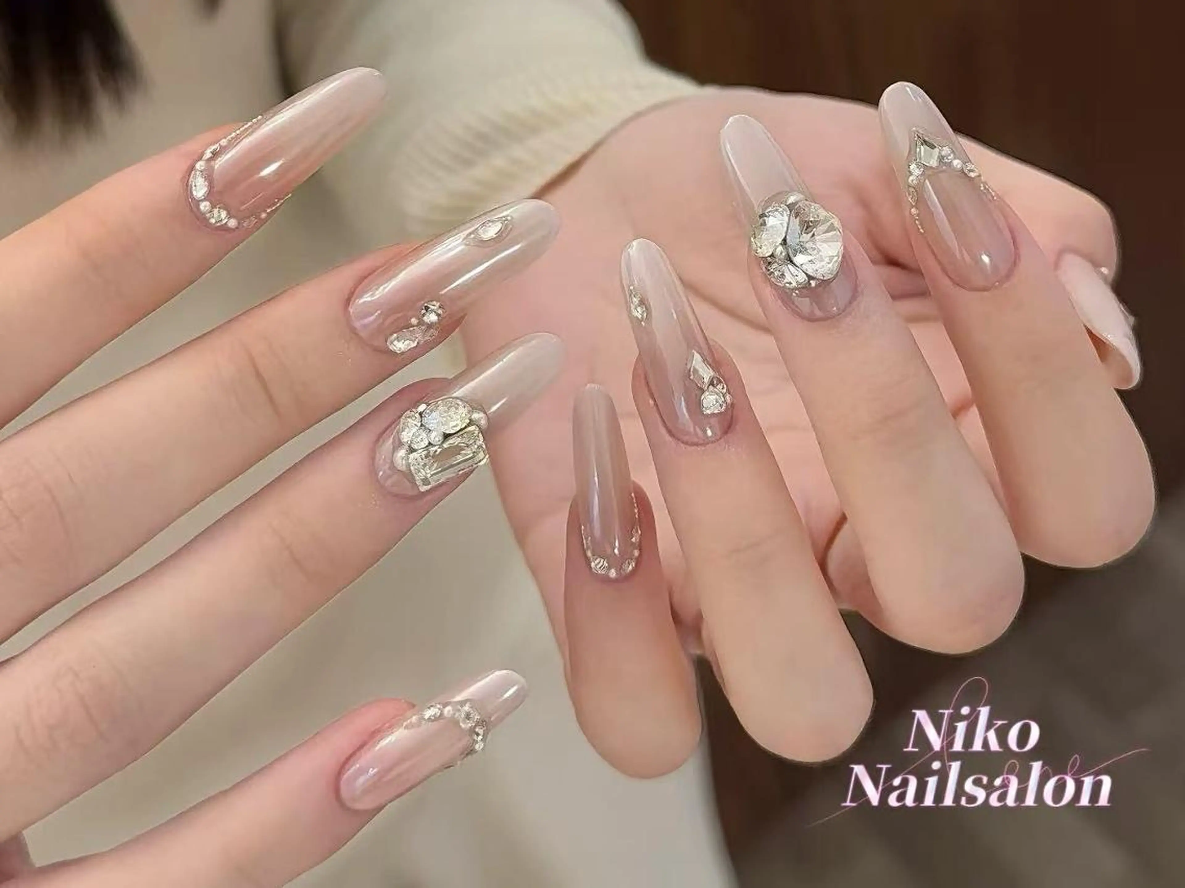 ネイル 長さ出し フットネイル フレンチネイル ジェルネイル ガラスフレンチ Nikoネイルサロン 本八幡店のネイルデザイン