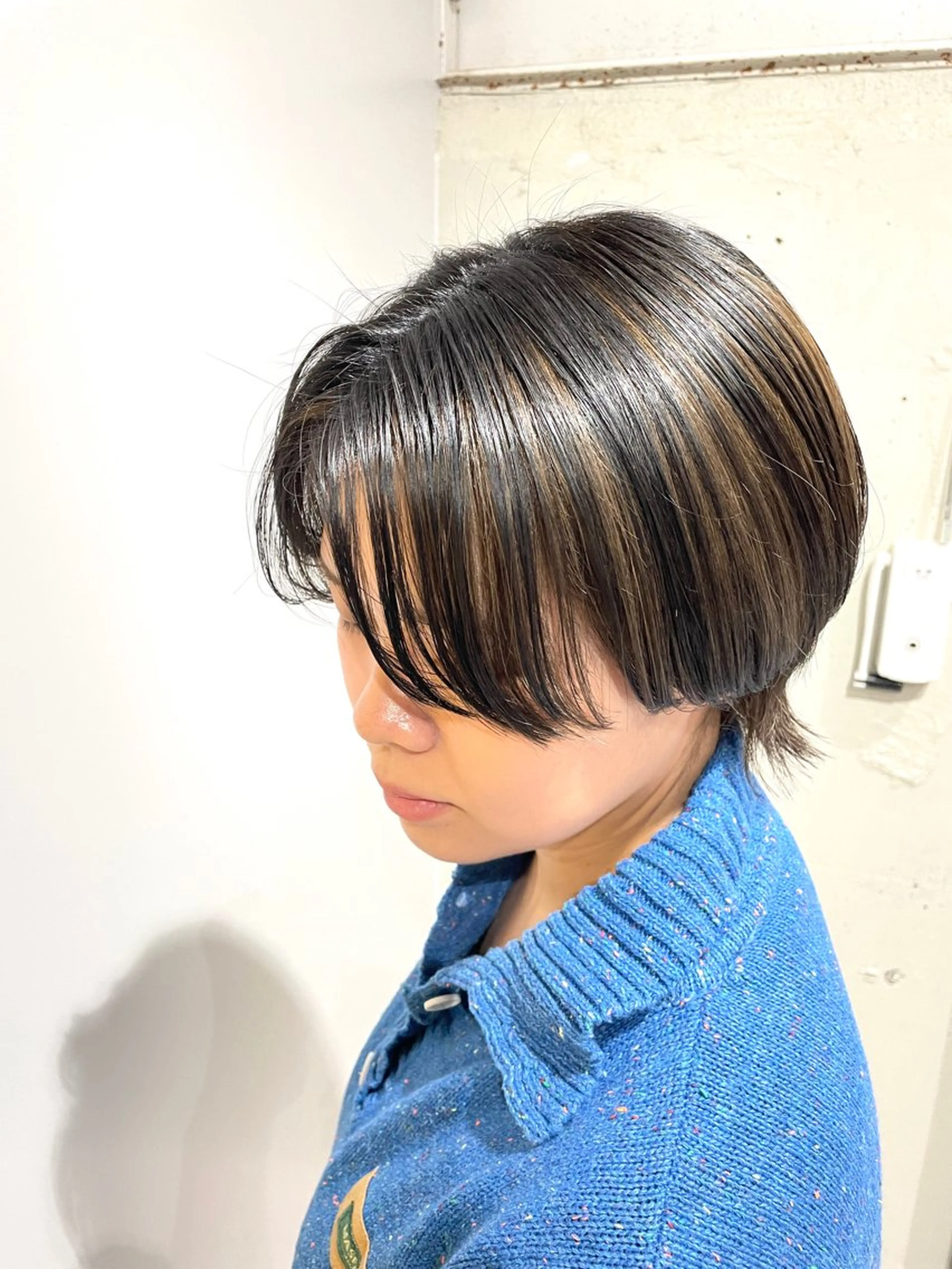 ショート くびれヘア 韓国風ヘア ウルフカット ヘアカラー ショート 嶋津祥希のヘアスタイル