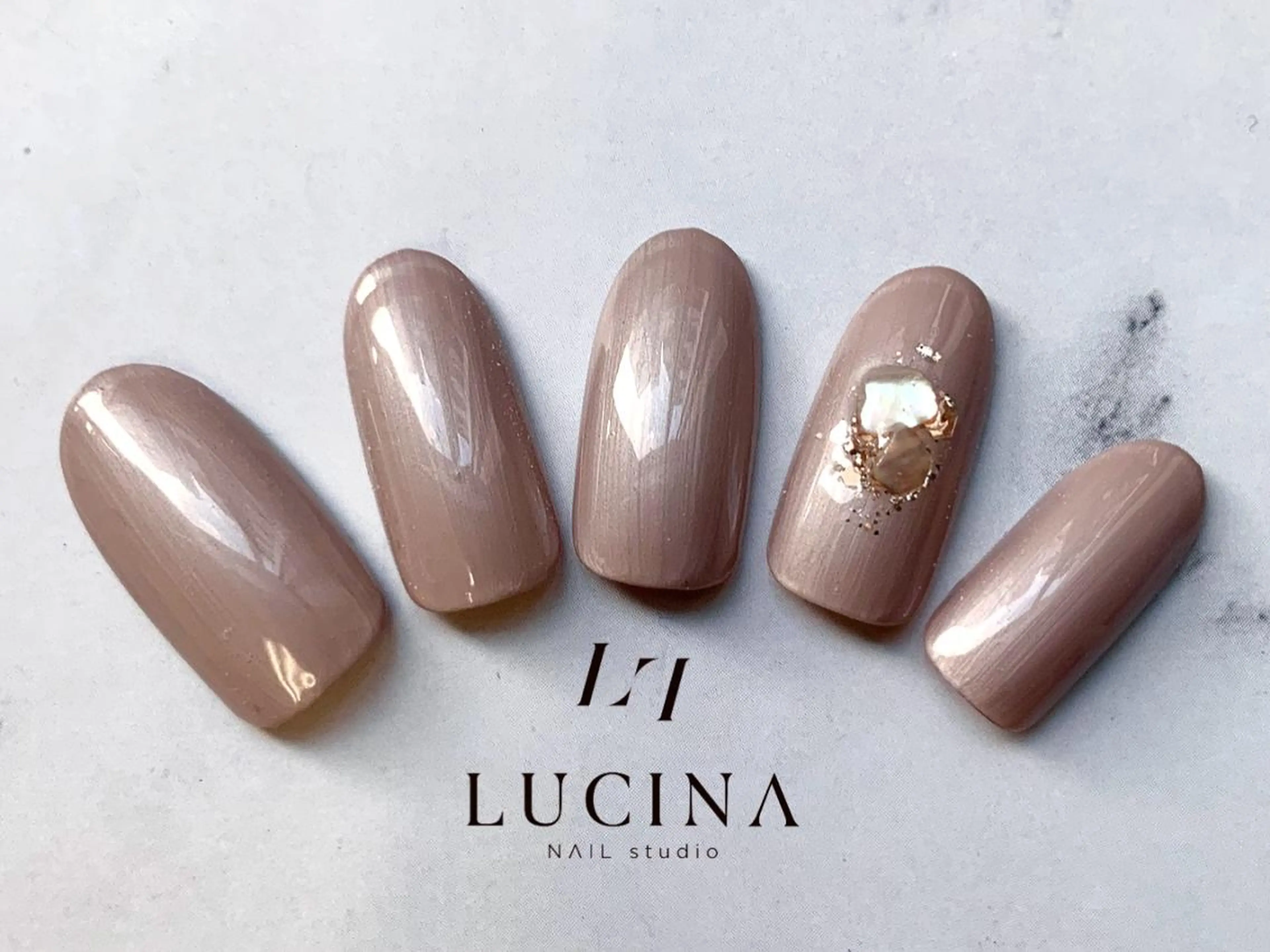 ネイル オフィスネイル シンプルネイル ハンドネイル 新橋 ルキナ スタッフのネイルデザイン