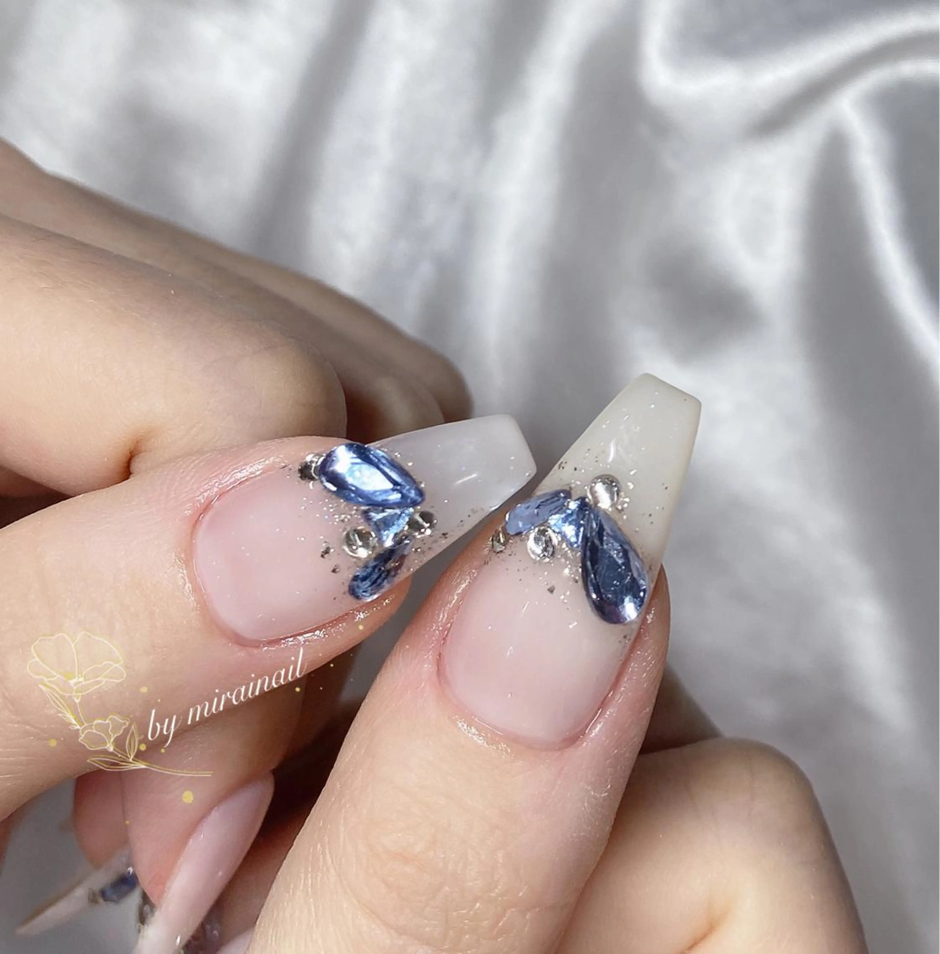 ネイル ネイルサロン 9Carats神田のネイルデザイン