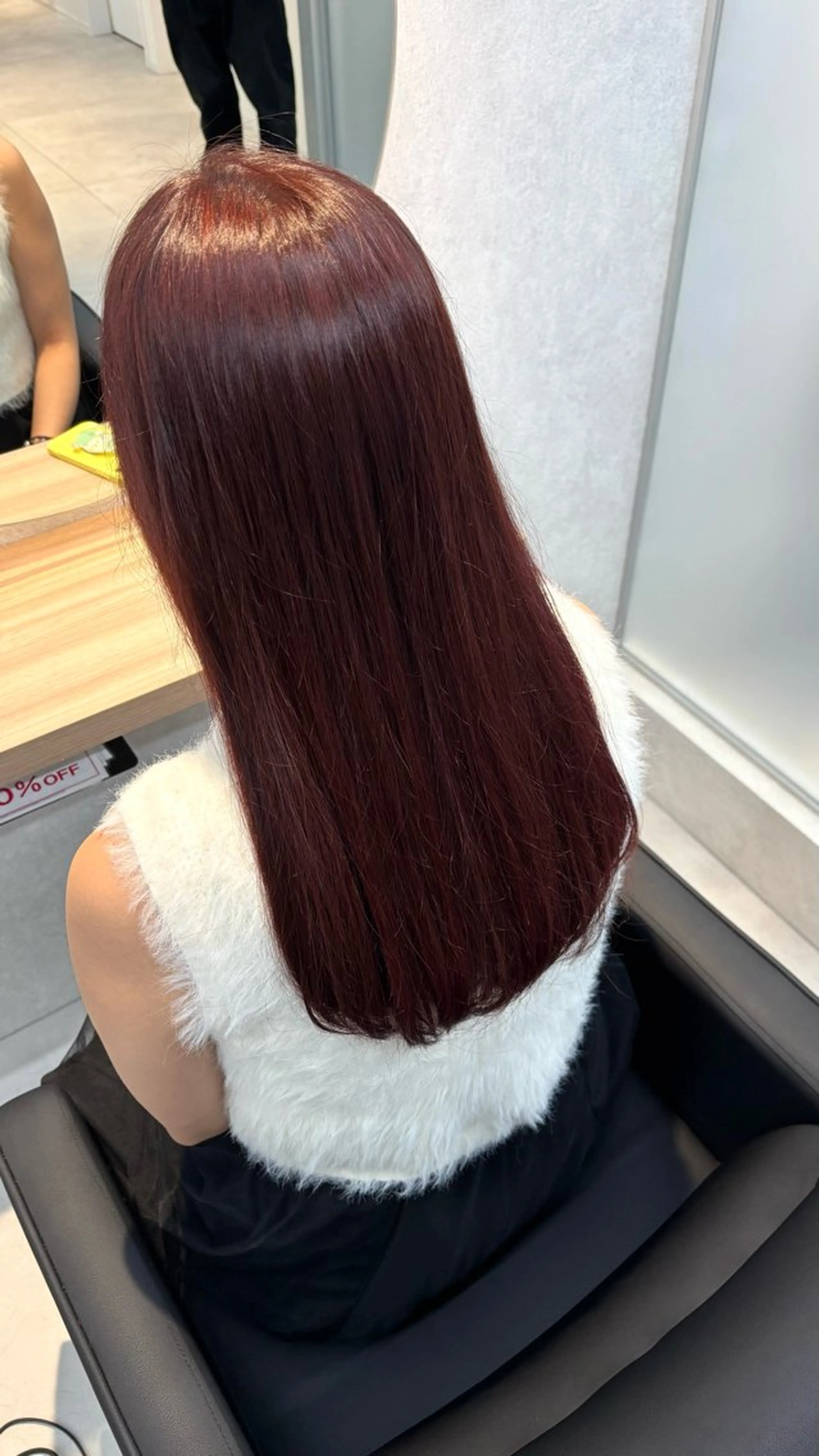 カラー 米倉 陽菜のヘアスタイル