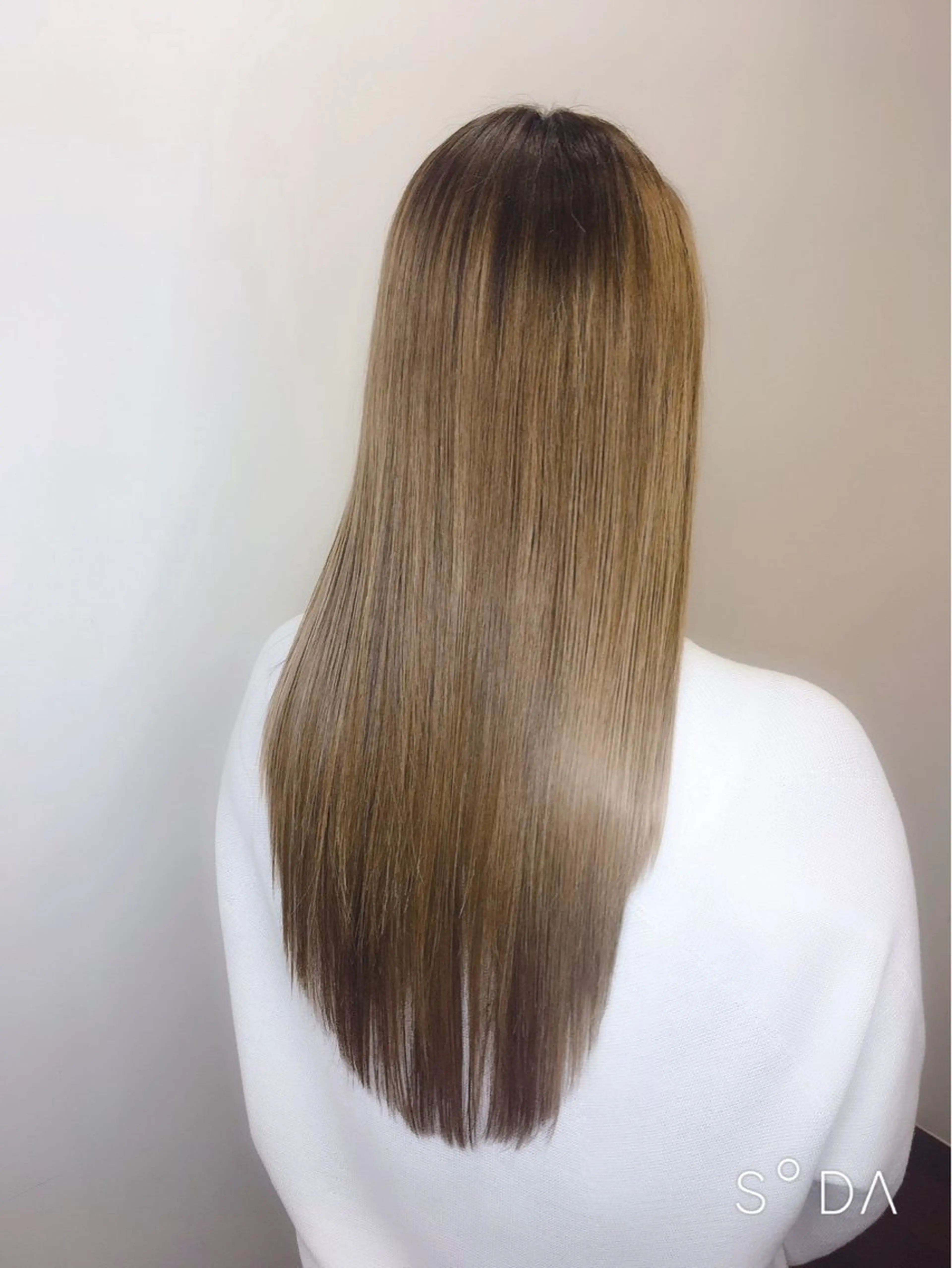 PYT所属・PYT ピュットの眉毛・アイブロウイメージ