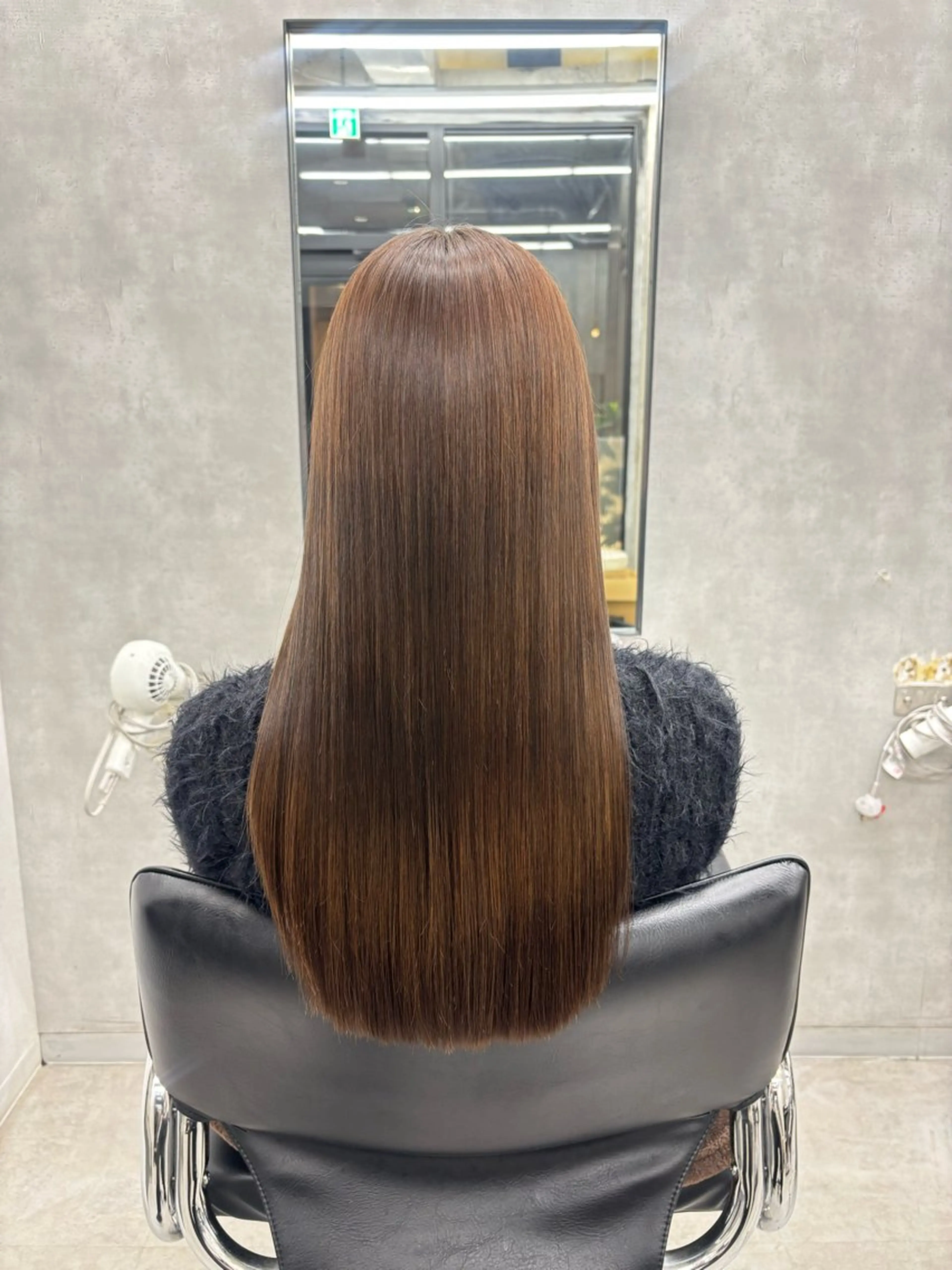 ロング カラー 学生 ヘアカラー トリートメント すぐ巻ける縮毛矯正 🍀勝倉　麗のヘアスタイル