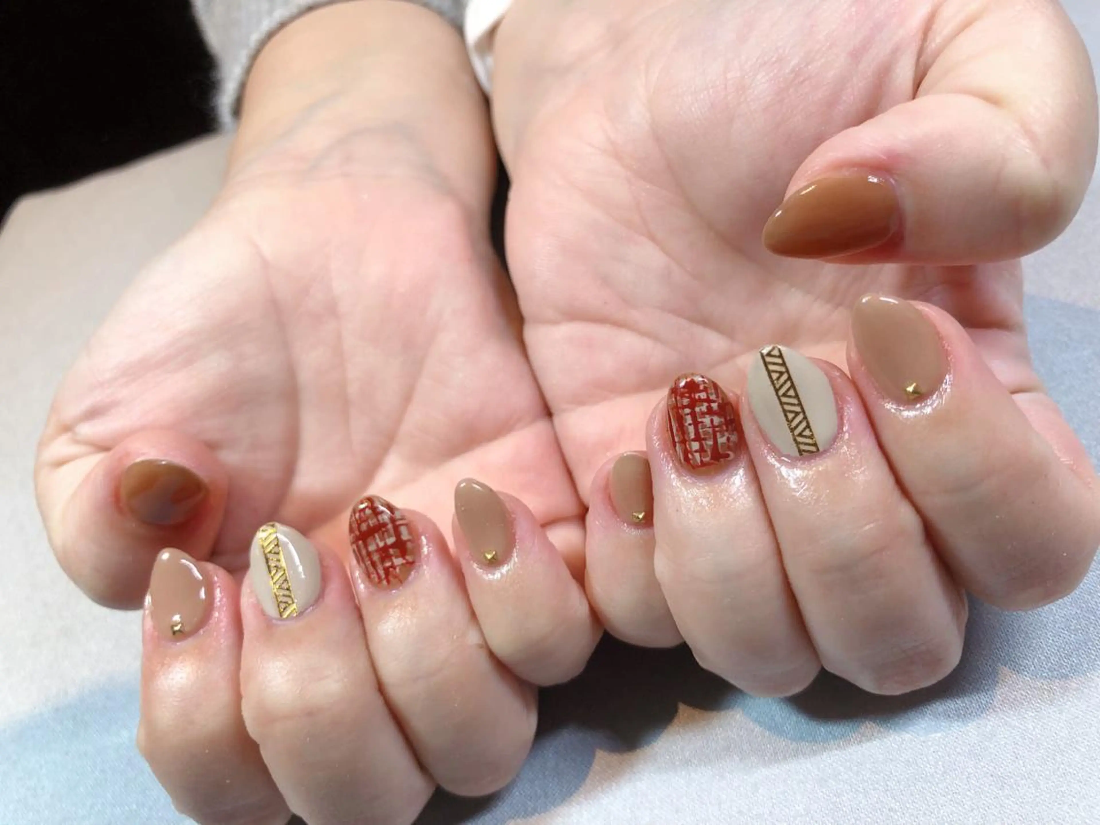 ネイル iiloo aromaworksのネイルデザイン