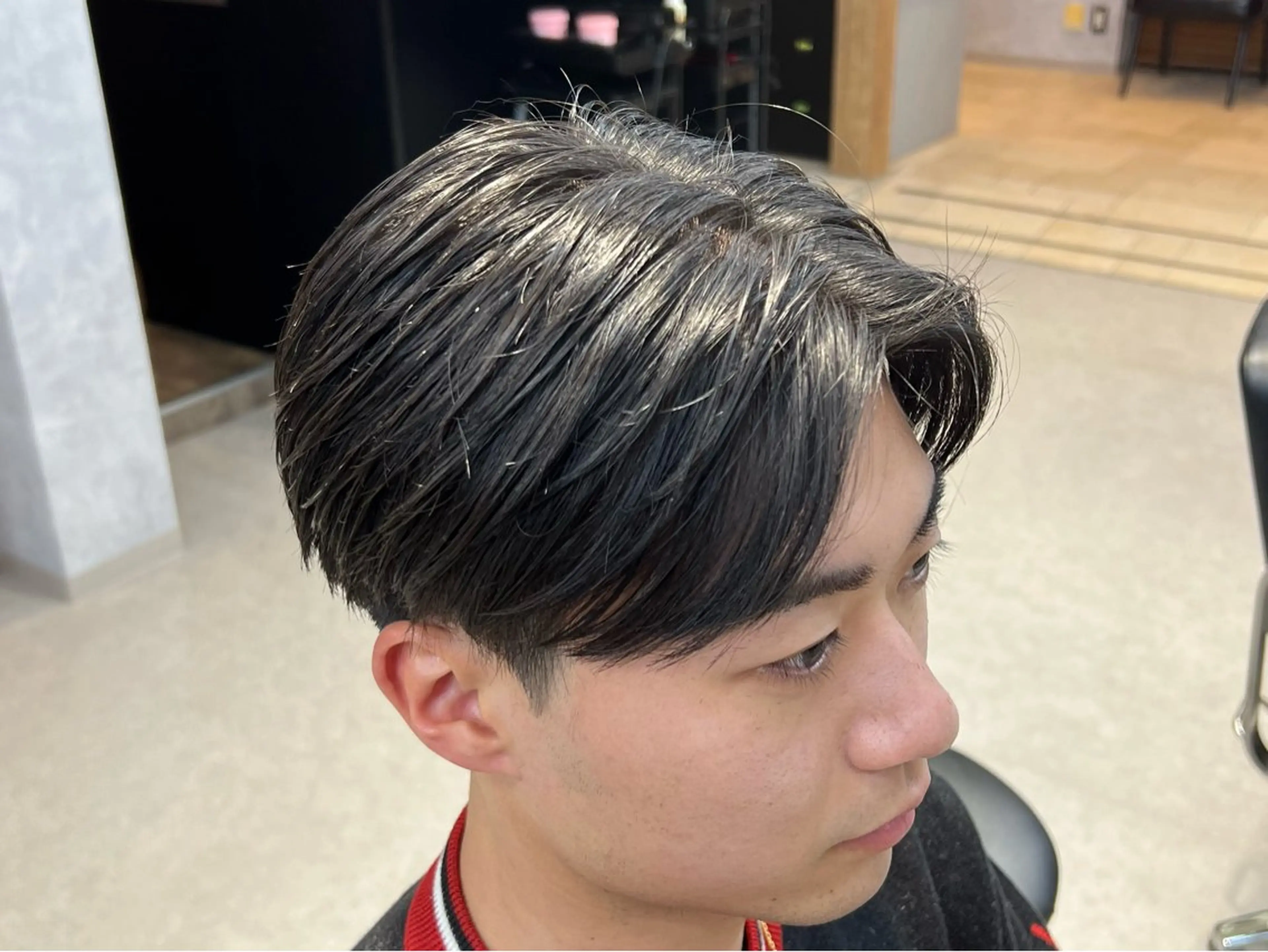 ショート メンズ センターパート VeRO所属・VeRO ヒュウミのヘアスタイル