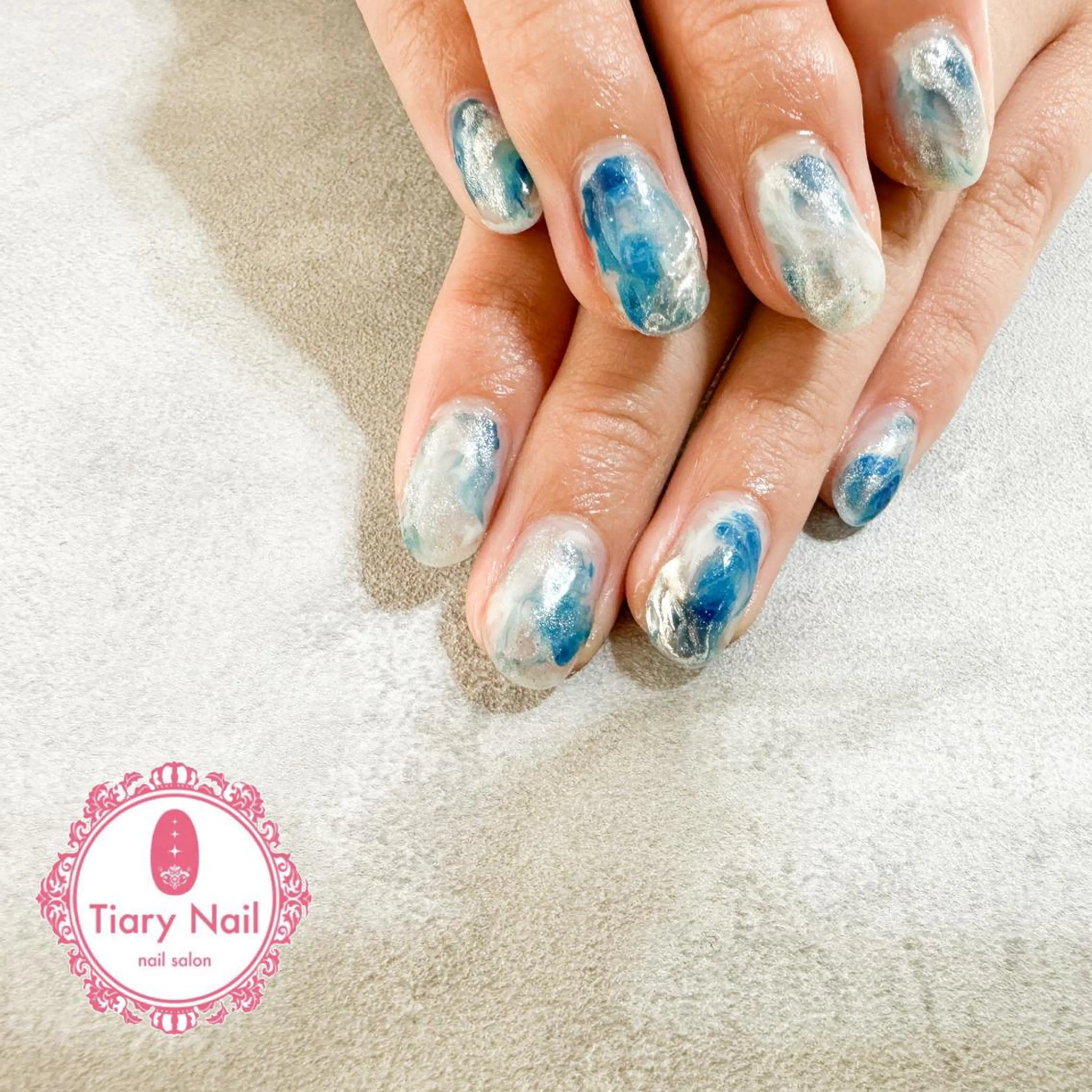 ネイル tiarynail K K🐼のネイルデザイン