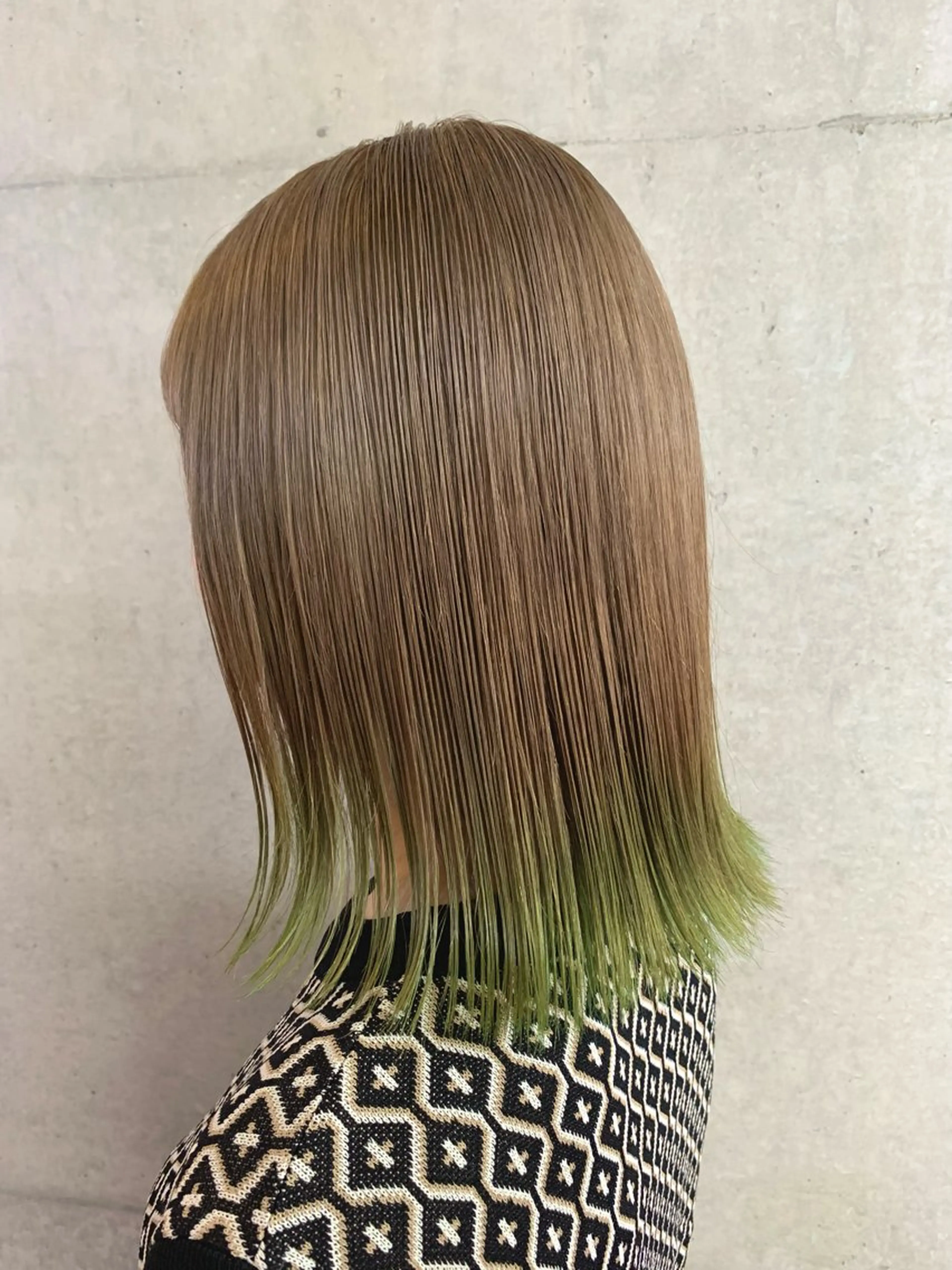 ミディアム 似合わせカット 西岡 優太のヘアスタイル