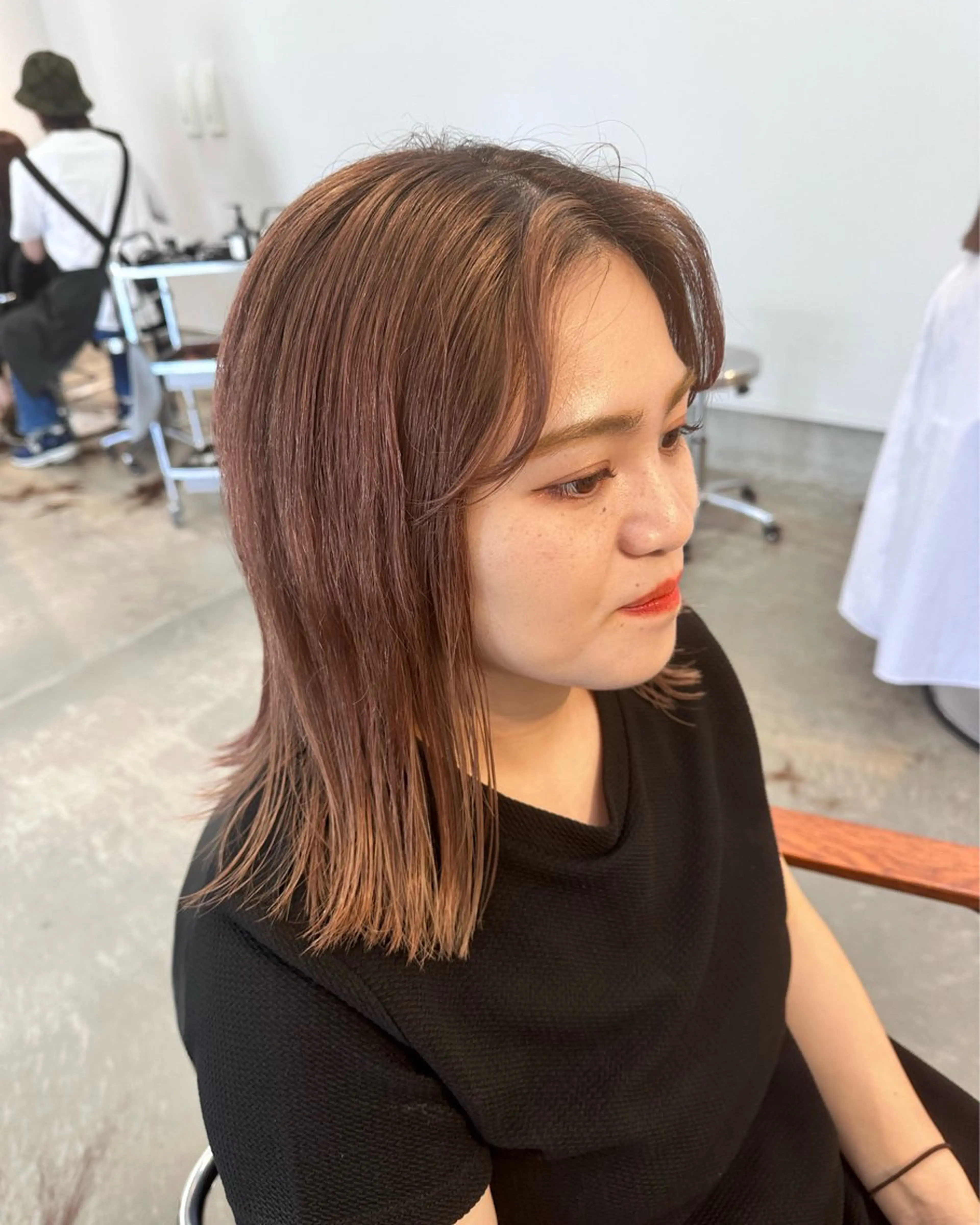 セミロング 南 星来のヘアスタイル