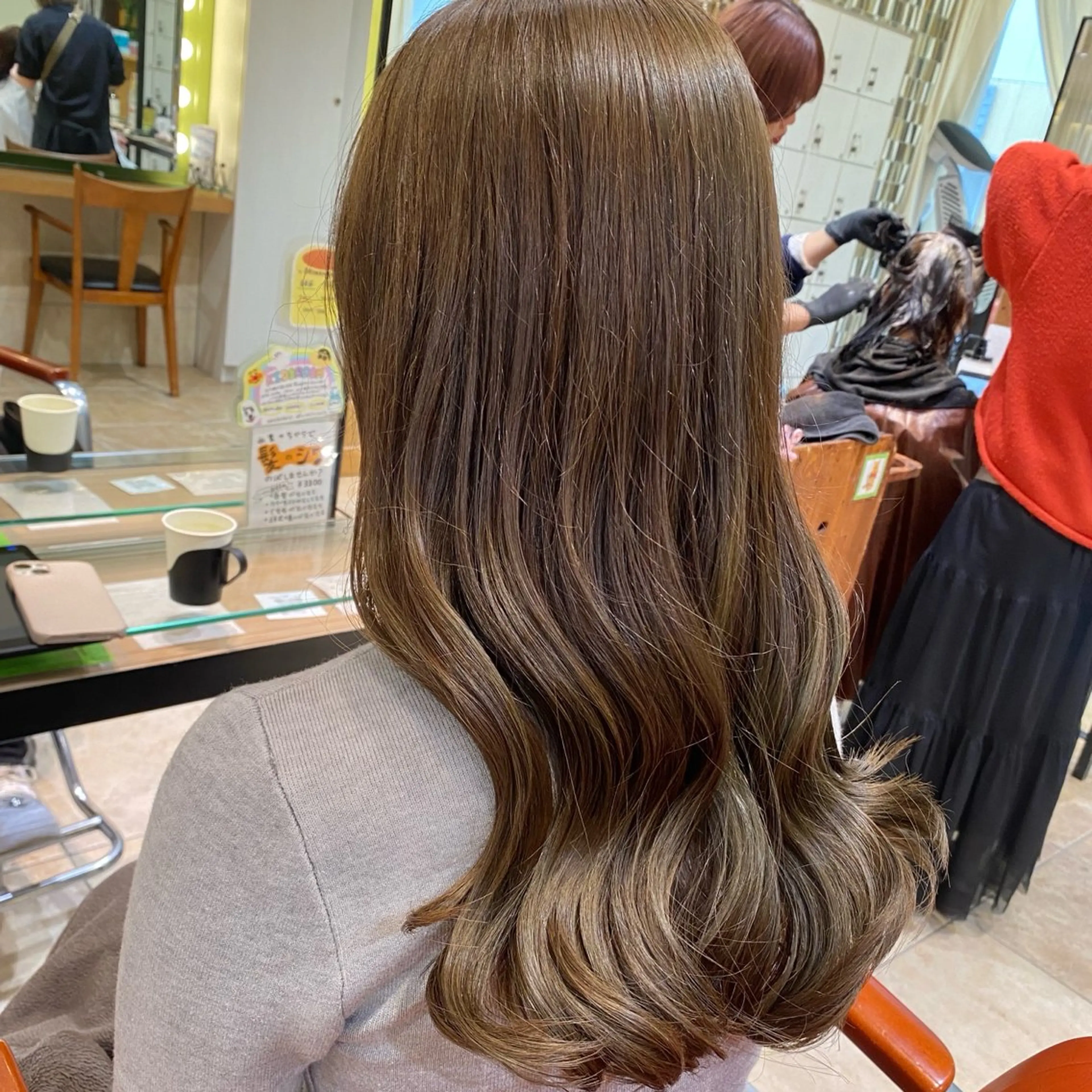 ロング カラー YUMEKA🩶/ 透明感カラー🥣のヘアスタイル