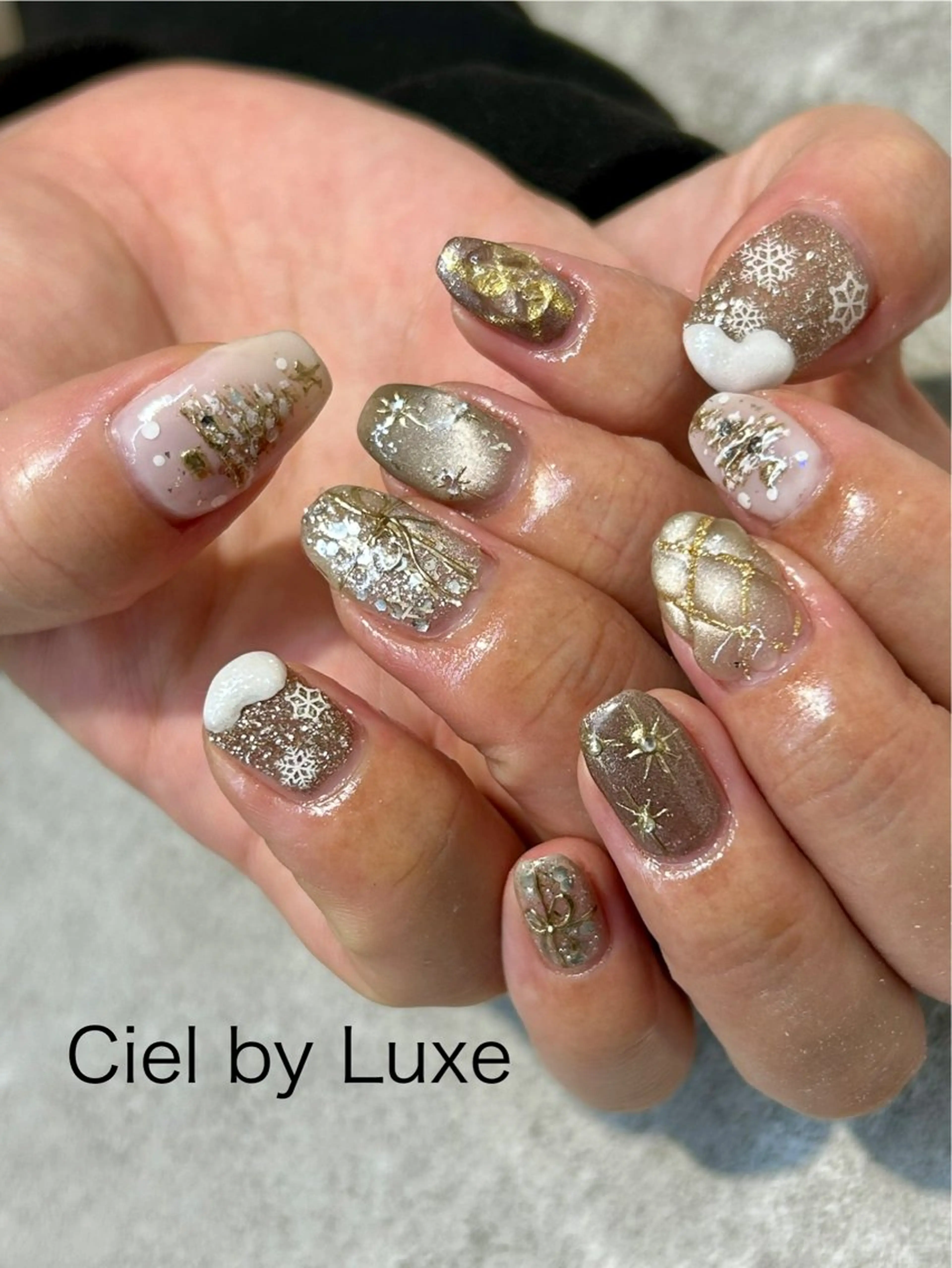 ネイル CielbyLuxe manamiのネイルデザイン