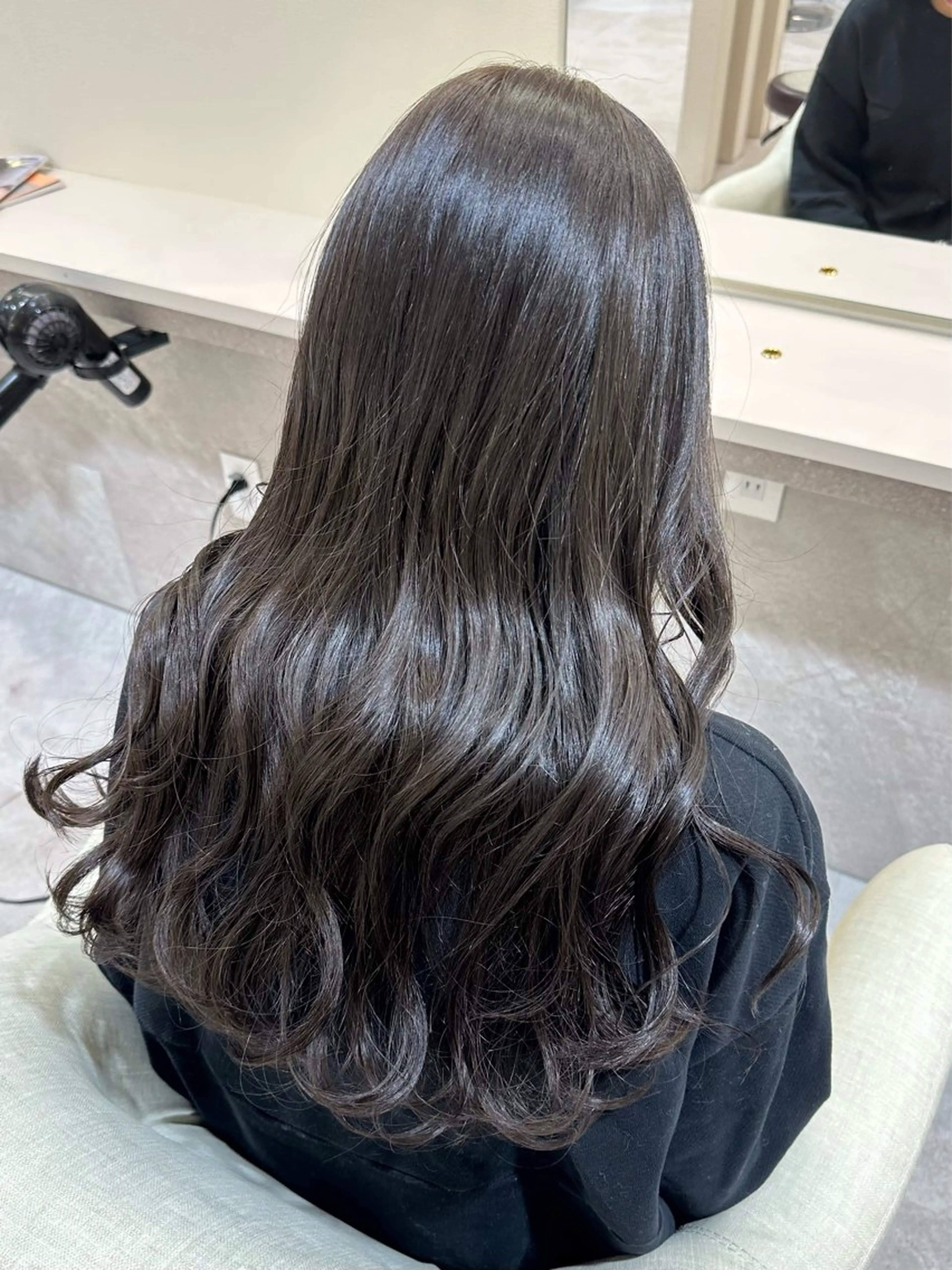 カラー 辻 萌海のヘアスタイル