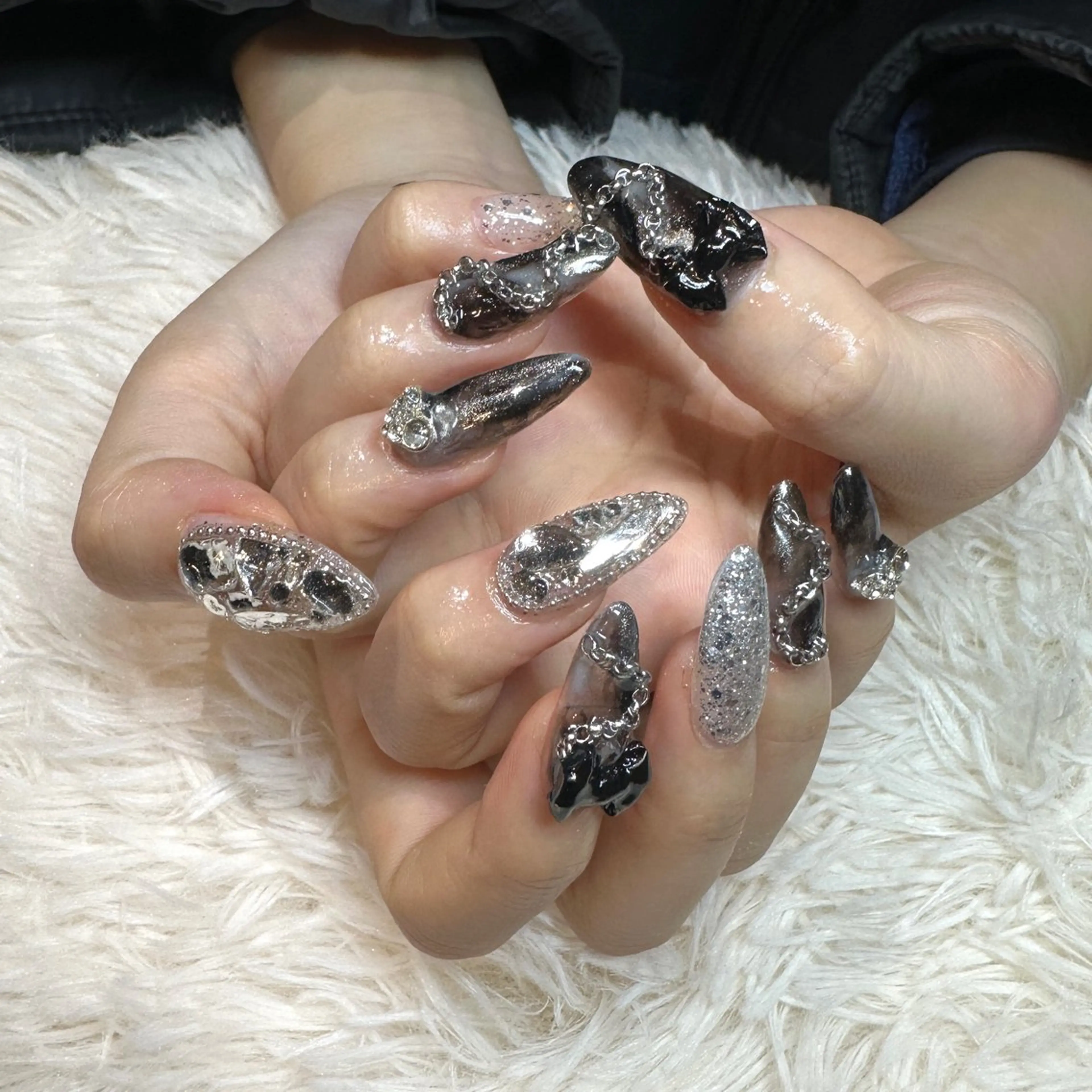 ネイル ハンドネイル フットネイル nailsalon Any'bのネイルデザイン
