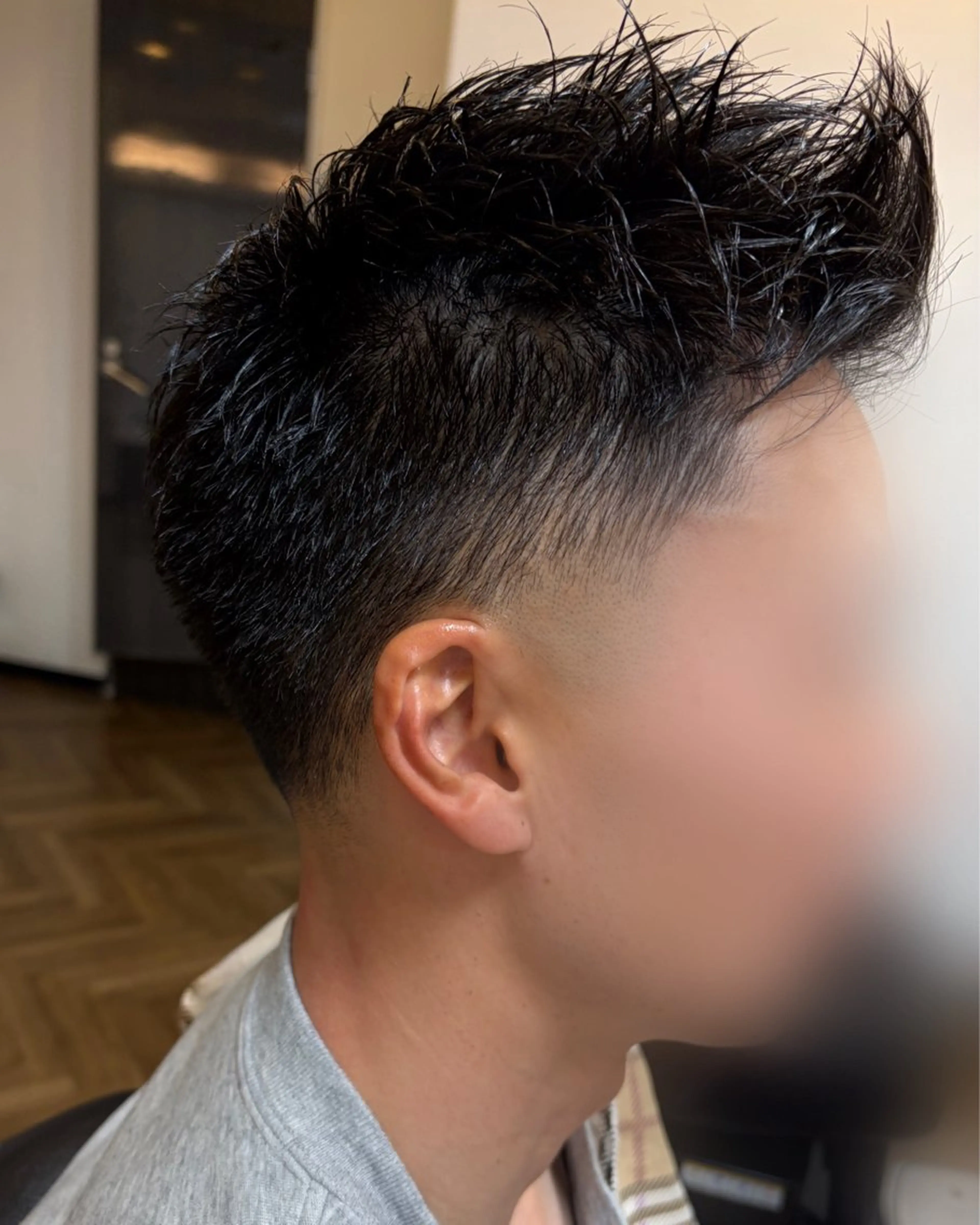 メンズ フェードカット カット 中村 立のヘアスタイル