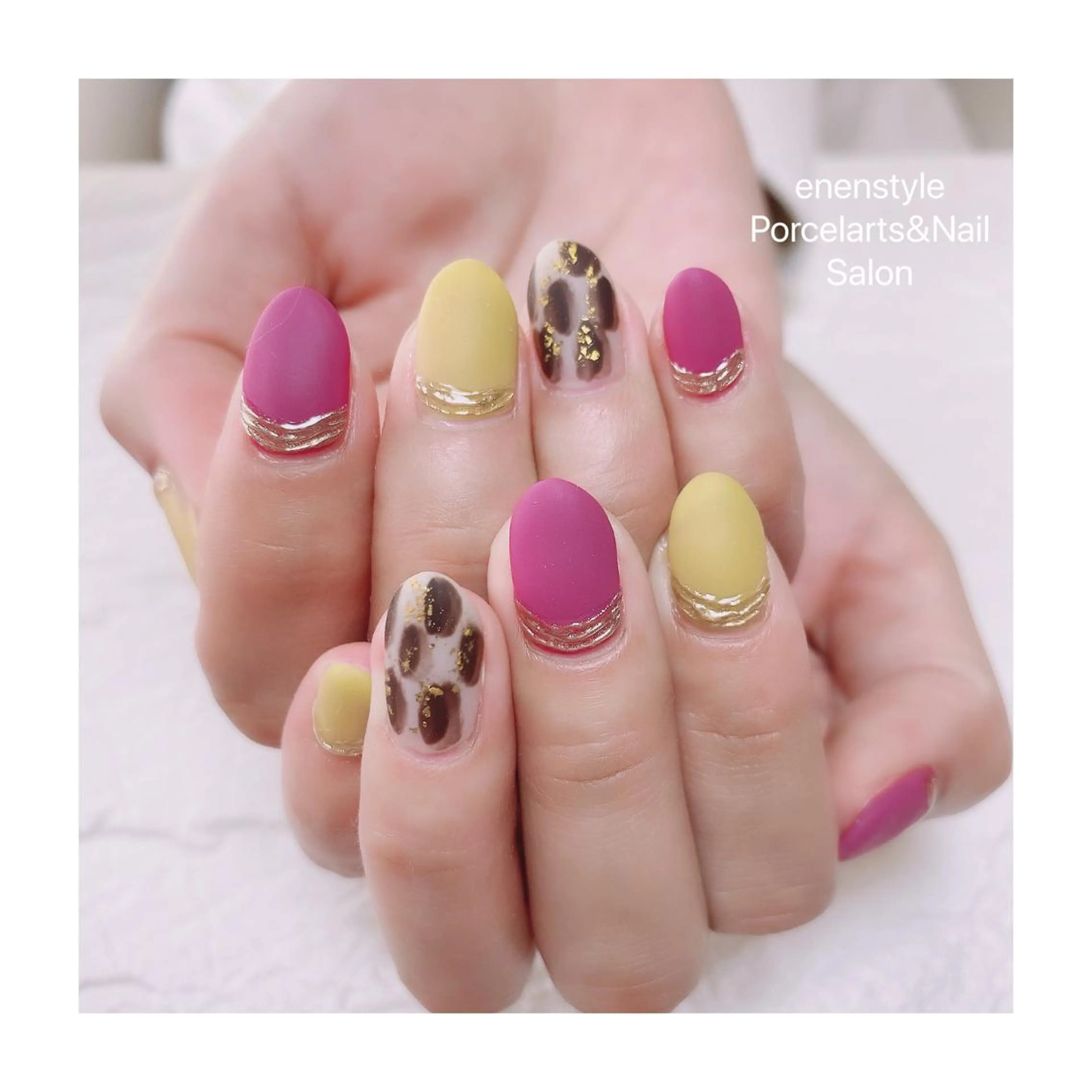 ミディアム ネイル 👑enen style👑のネイルデザイン