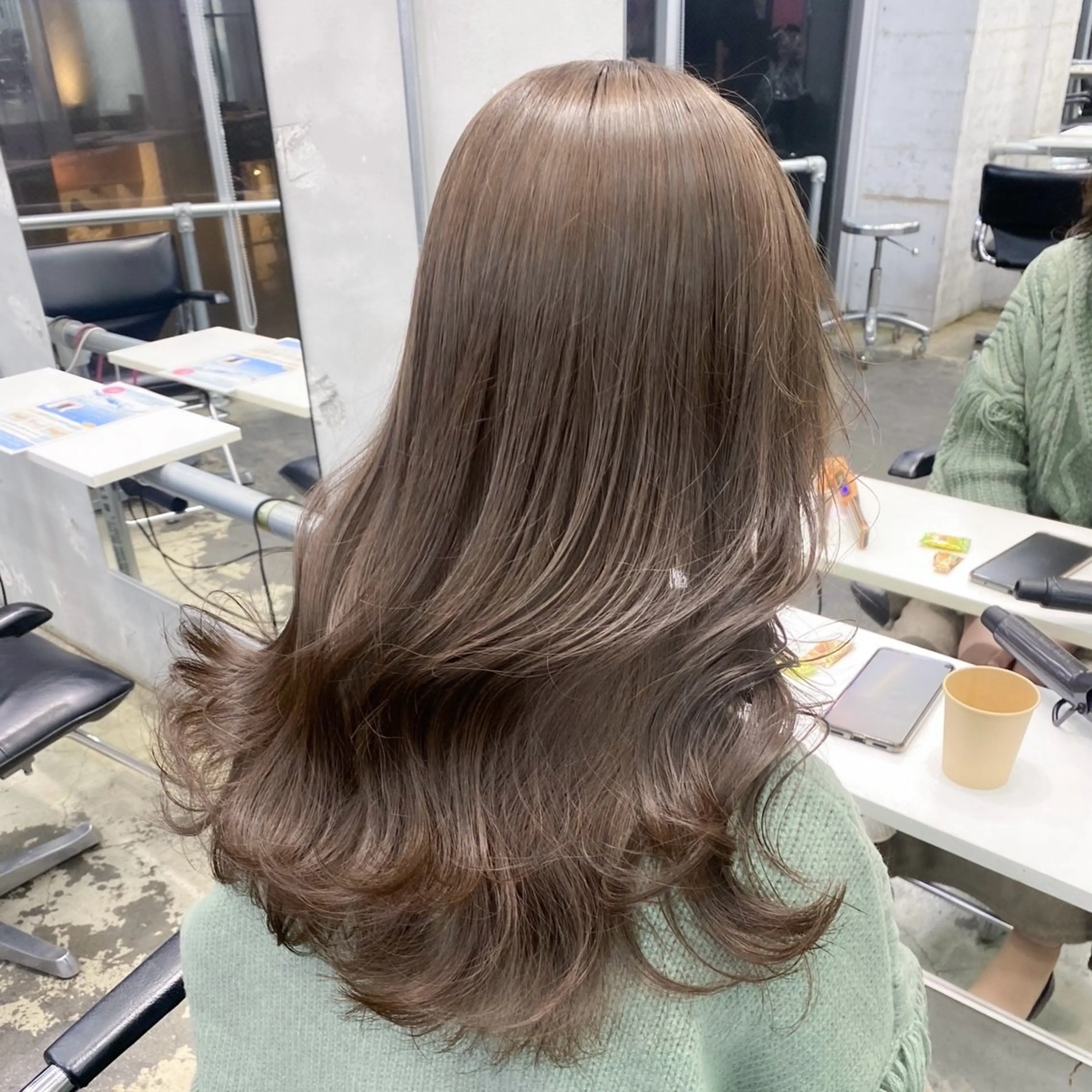 ロング カラー ベージュカラー 🎀モテ暖色× エクステ🎀あかりのヘアスタイル