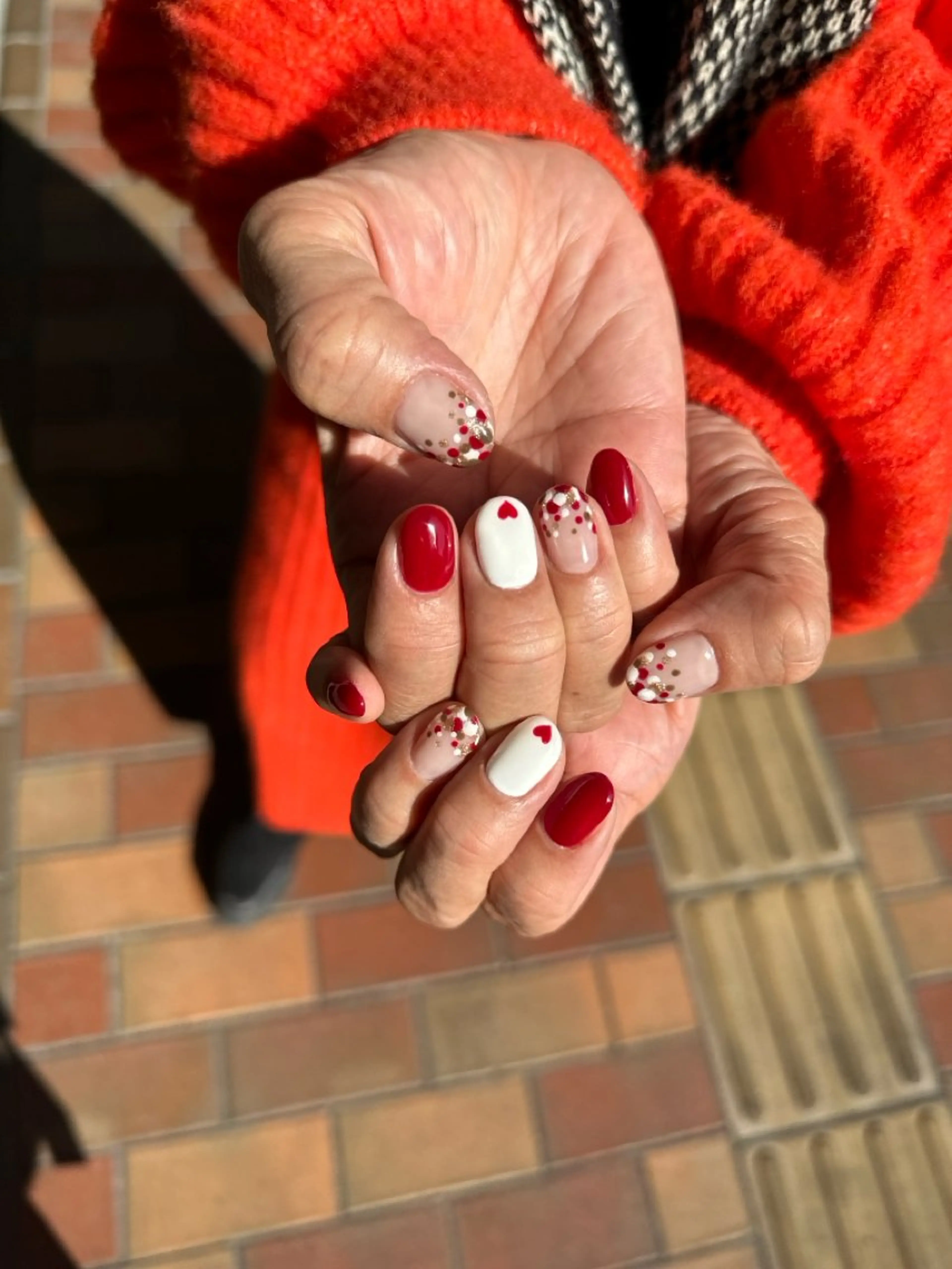 ネイル バレンタイン ハンドネイル nail salon  ∞ mikanal ∞所属・nailsalon ∞ ﾐｶﾅﾙ ∞のネイルデザイン