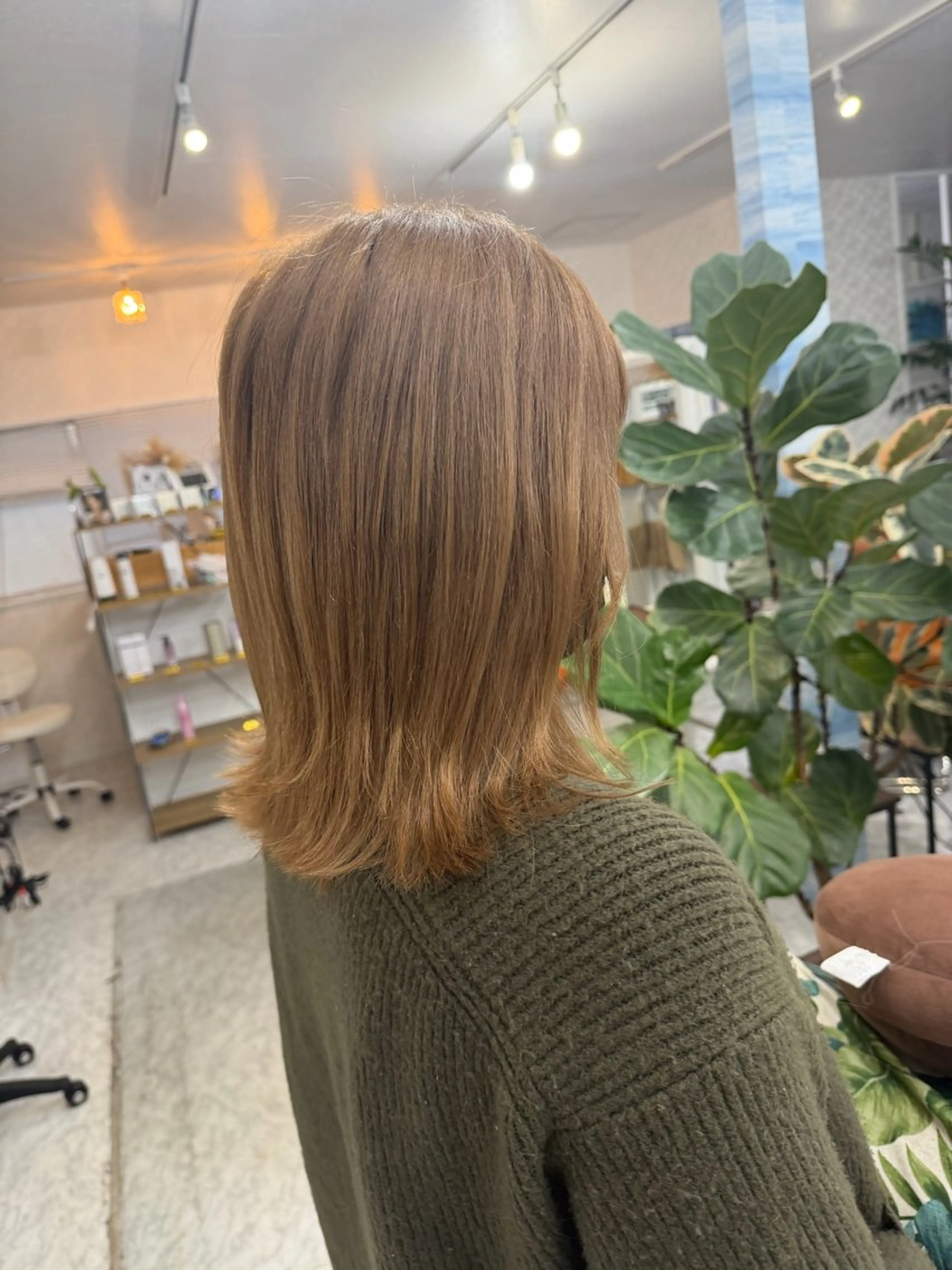 ミディアム MAEDA YUKIのヘアスタイル