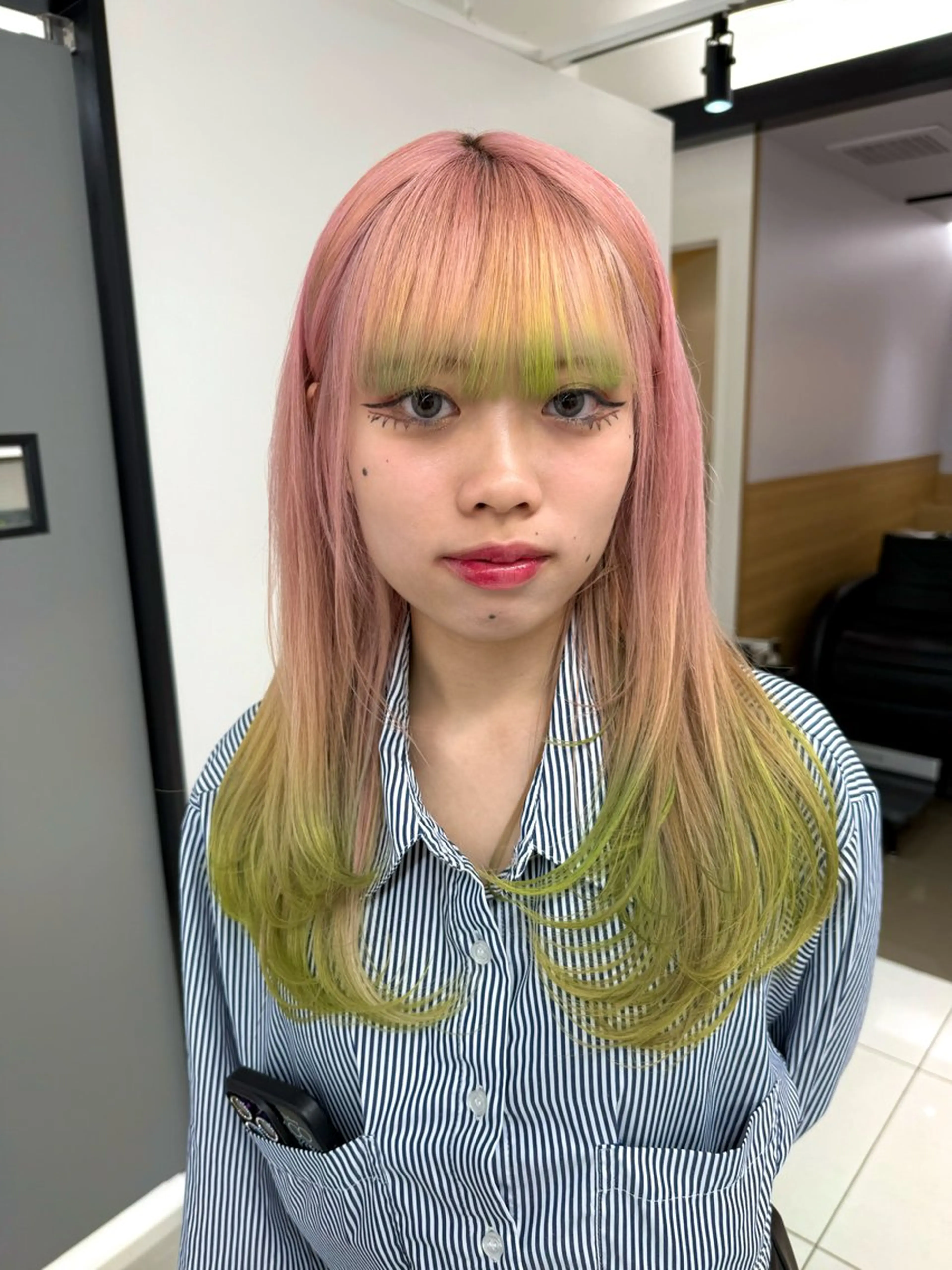 ミディアム カラー ヘアカラー トリートメント 🍀お悩み改善憧れの 美髪　小林風雅のヘアスタイル